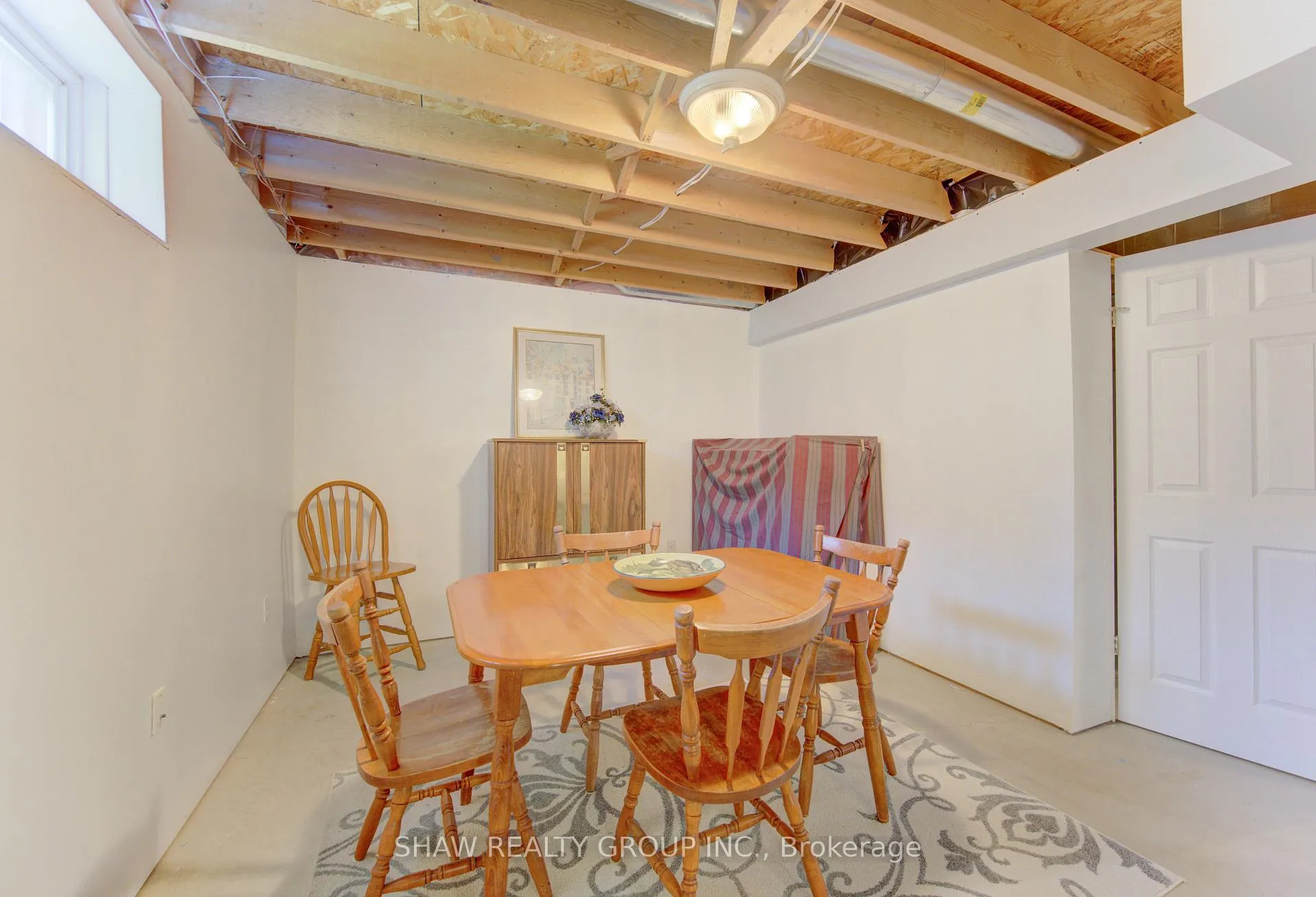 Photo 35 of 64 Deerpath Drive, Guelph, Willow West/Sugarbush/West Acres — HOMEH