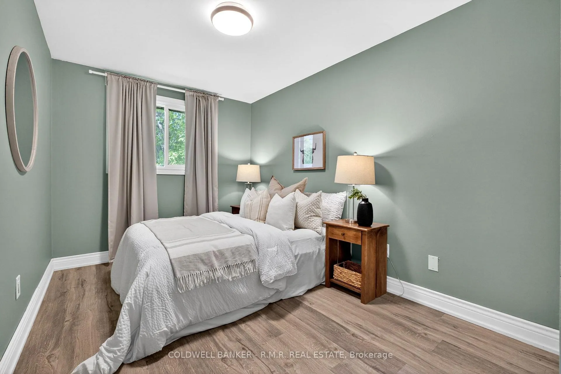 Photo 16 of 729 Downview Crescent, Oshawa, Donevan — HOMEH