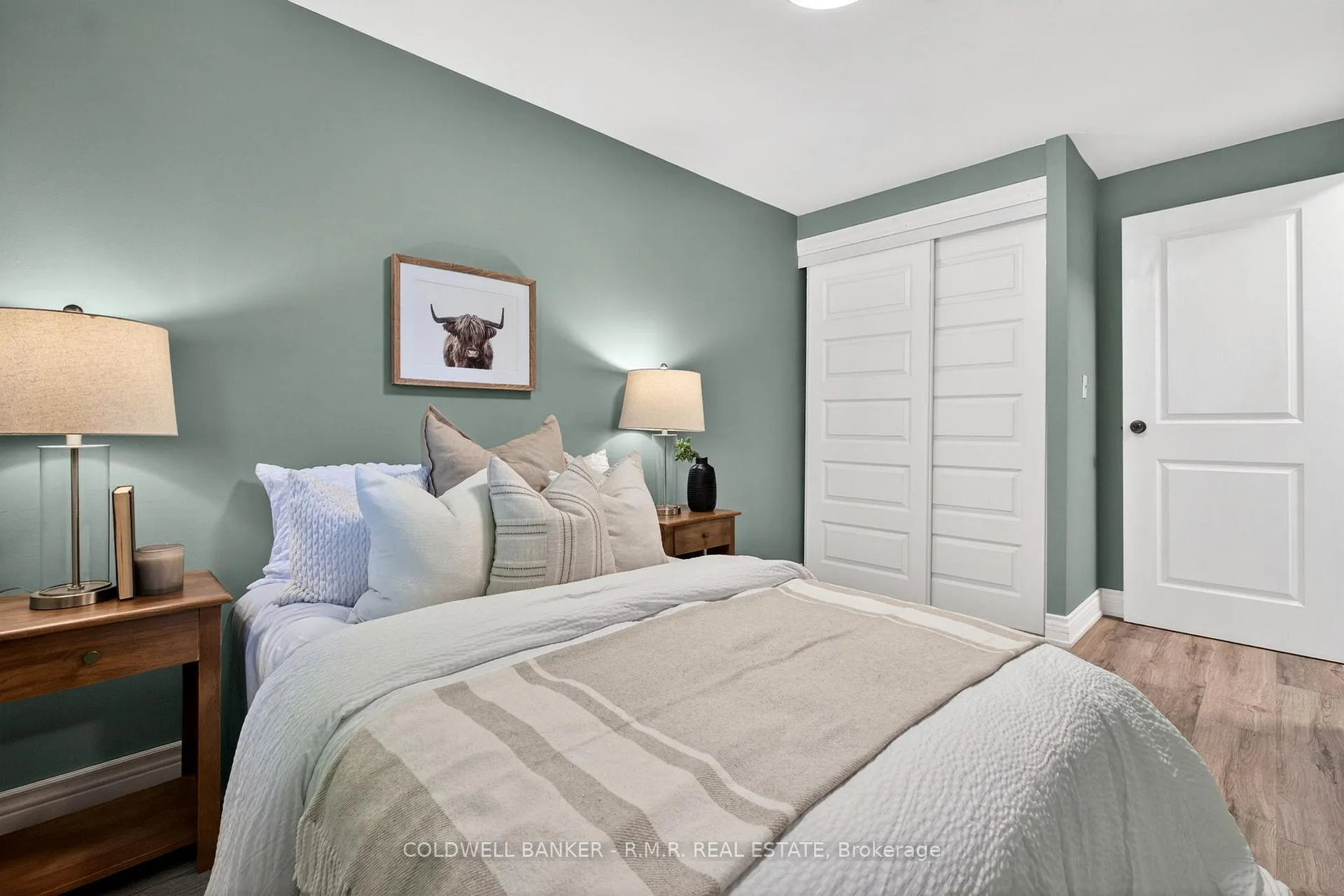 Photo 18 of 729 Downview Crescent, Oshawa, Donevan — HOMEH