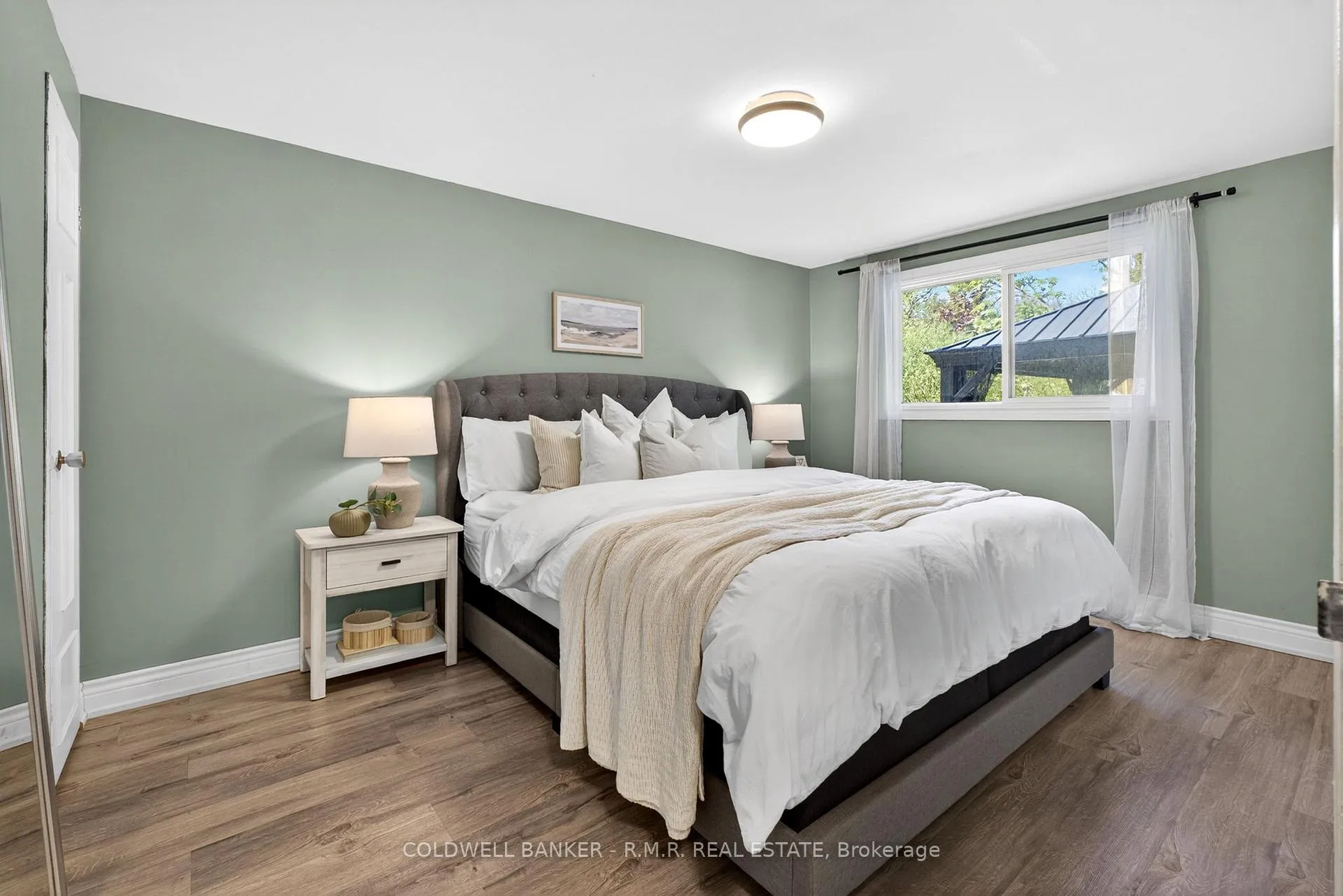 Photo 22 of 729 Downview Crescent, Oshawa, Donevan — HOMEH