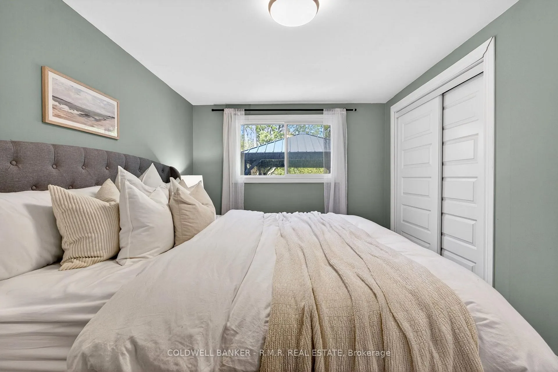 Photo 23 of 729 Downview Crescent, Oshawa, Donevan — HOMEH