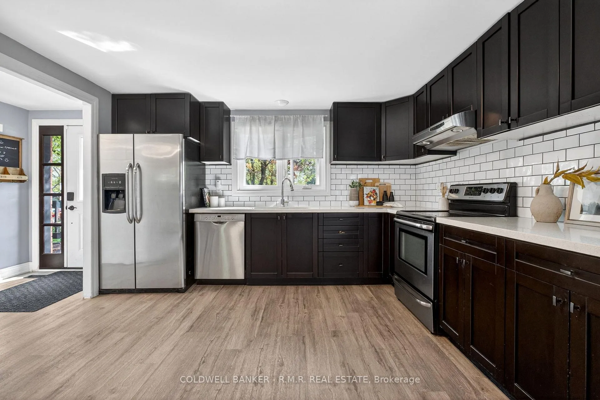 Photo 26 of 729 Downview Crescent, Oshawa, Donevan — HOMEH