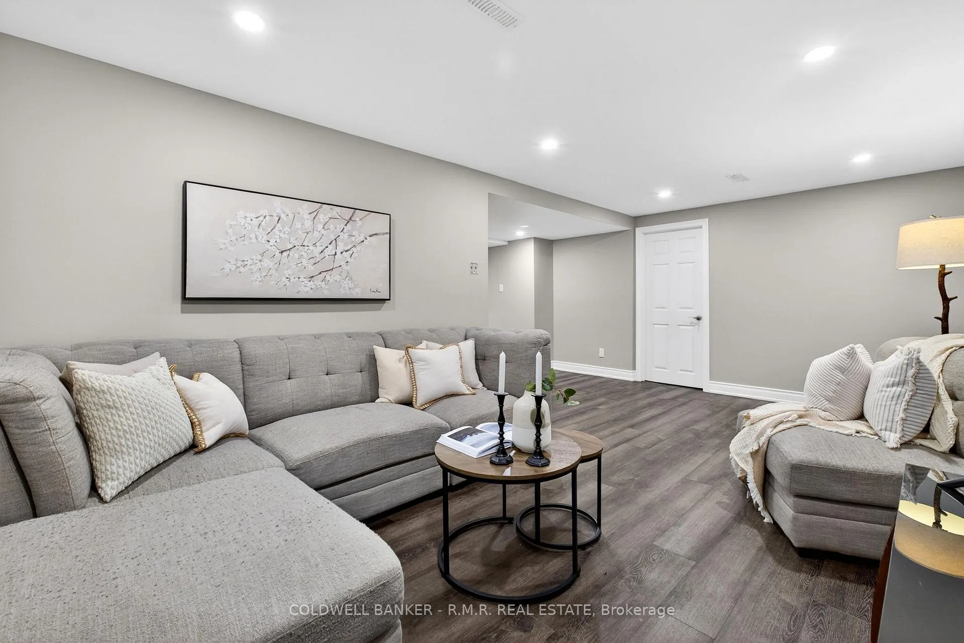 Photo 33 of 729 Downview Crescent, Oshawa, Donevan — HOMEH
