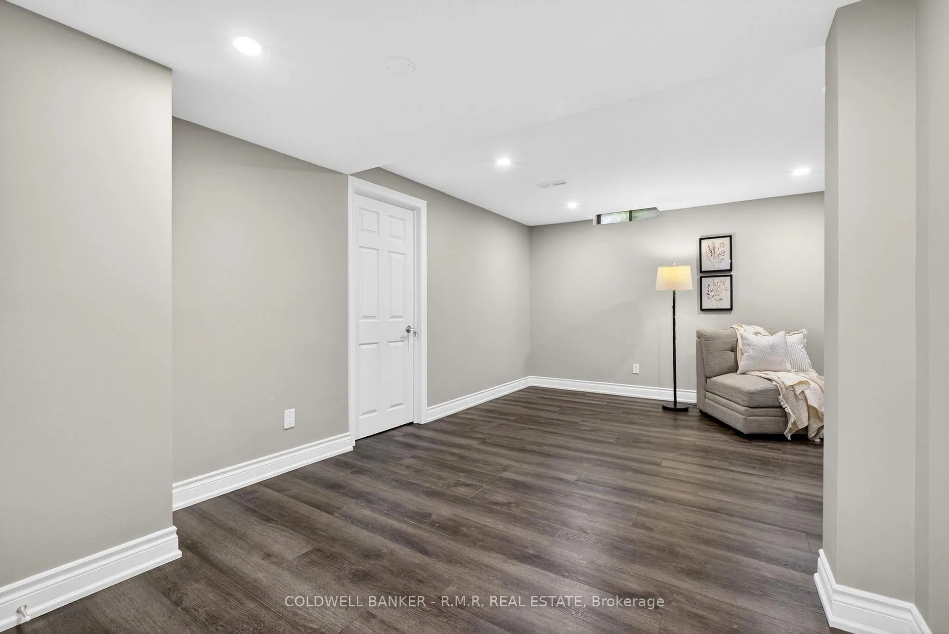 Photo 34 of 729 Downview Crescent, Oshawa, Donevan — HOMEH