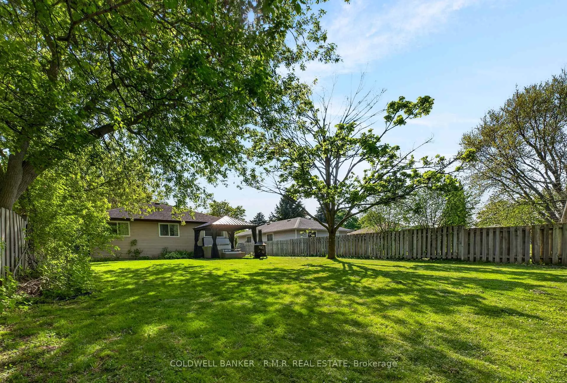 Photo 42 of 729 Downview Crescent, Oshawa, Donevan — HOMEH
