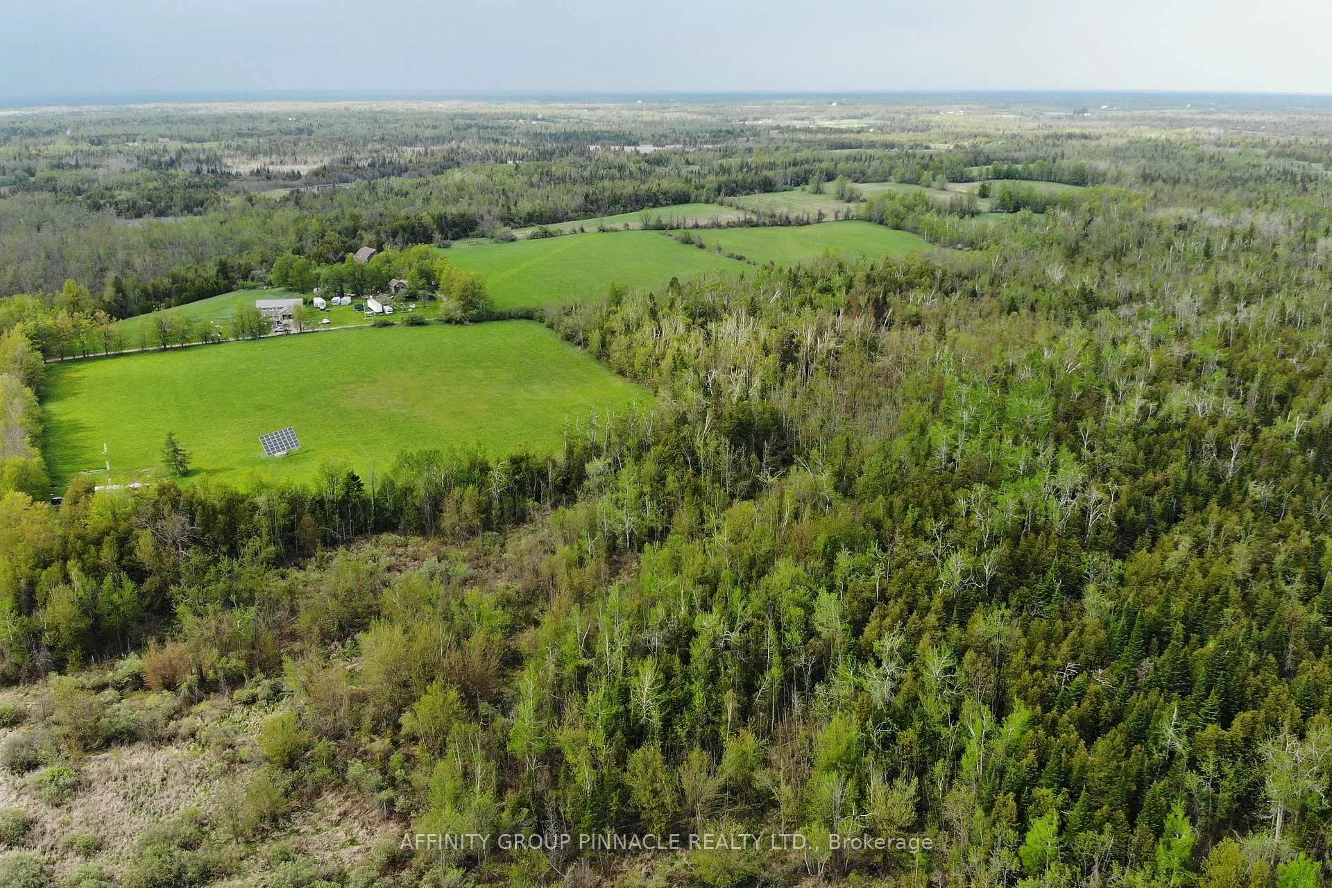 Photo 5 of 19 Patterson Road, Kawartha Lakes, Verulam — HOMEH