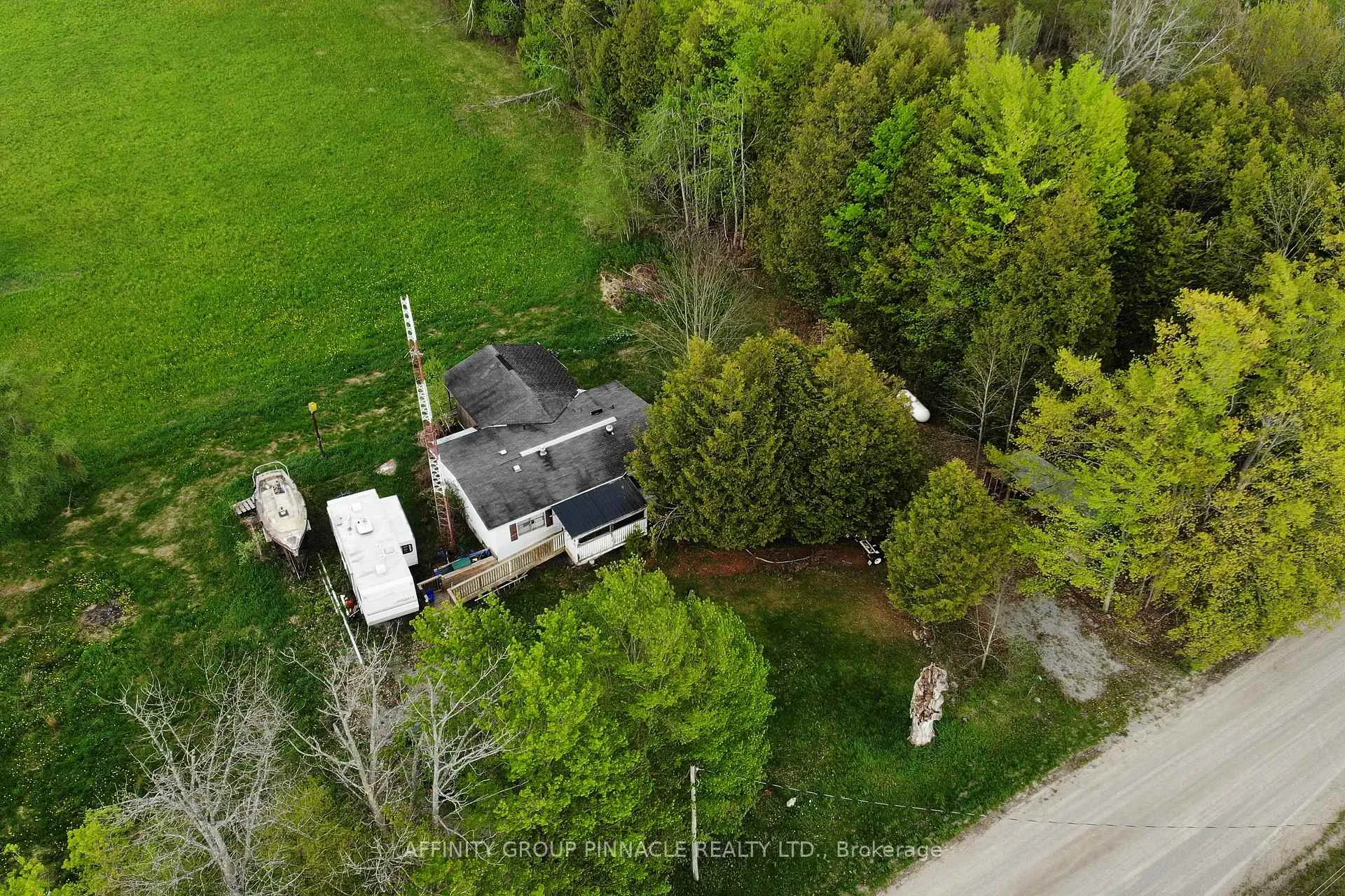 Photo 8 of 19 Patterson Road, Kawartha Lakes, Verulam — HOMEH