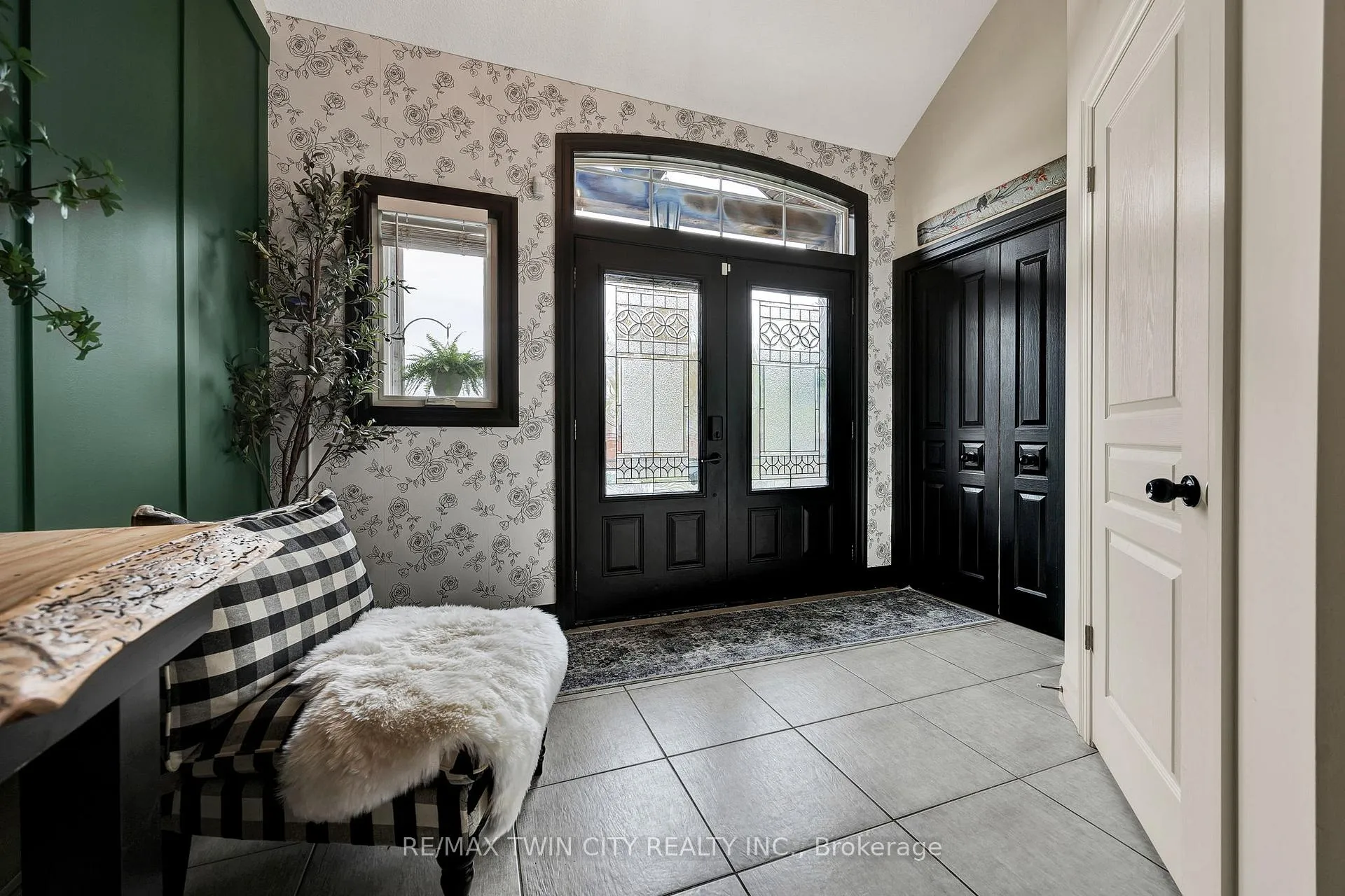 Photo 3 of 71 Birkinshaw Road, Cambridge — HOMEH