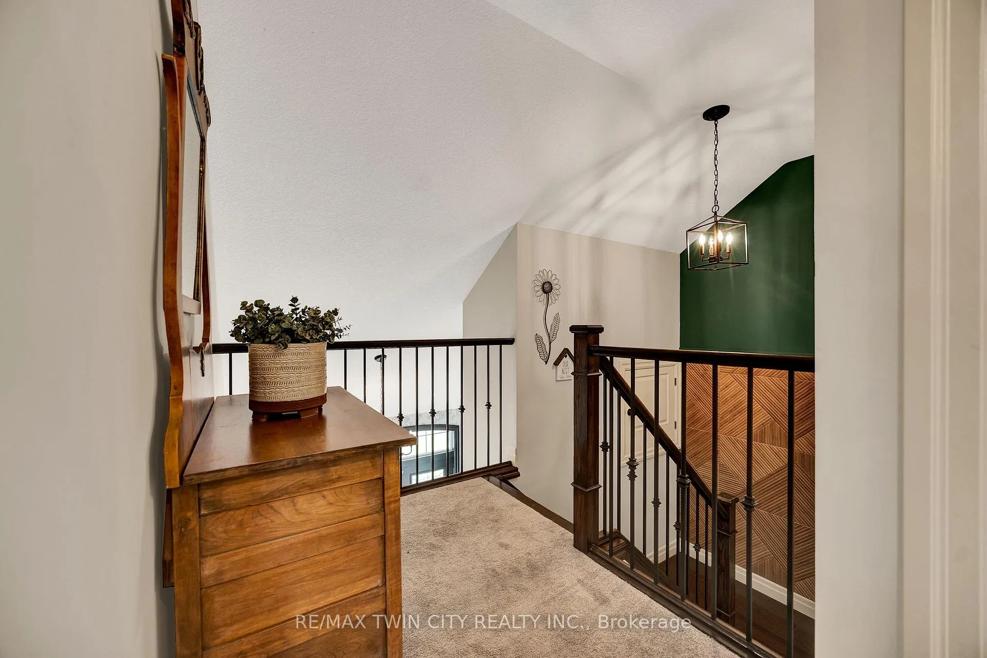 Photo 18 of 71 Birkinshaw Road, Cambridge — HOMEH