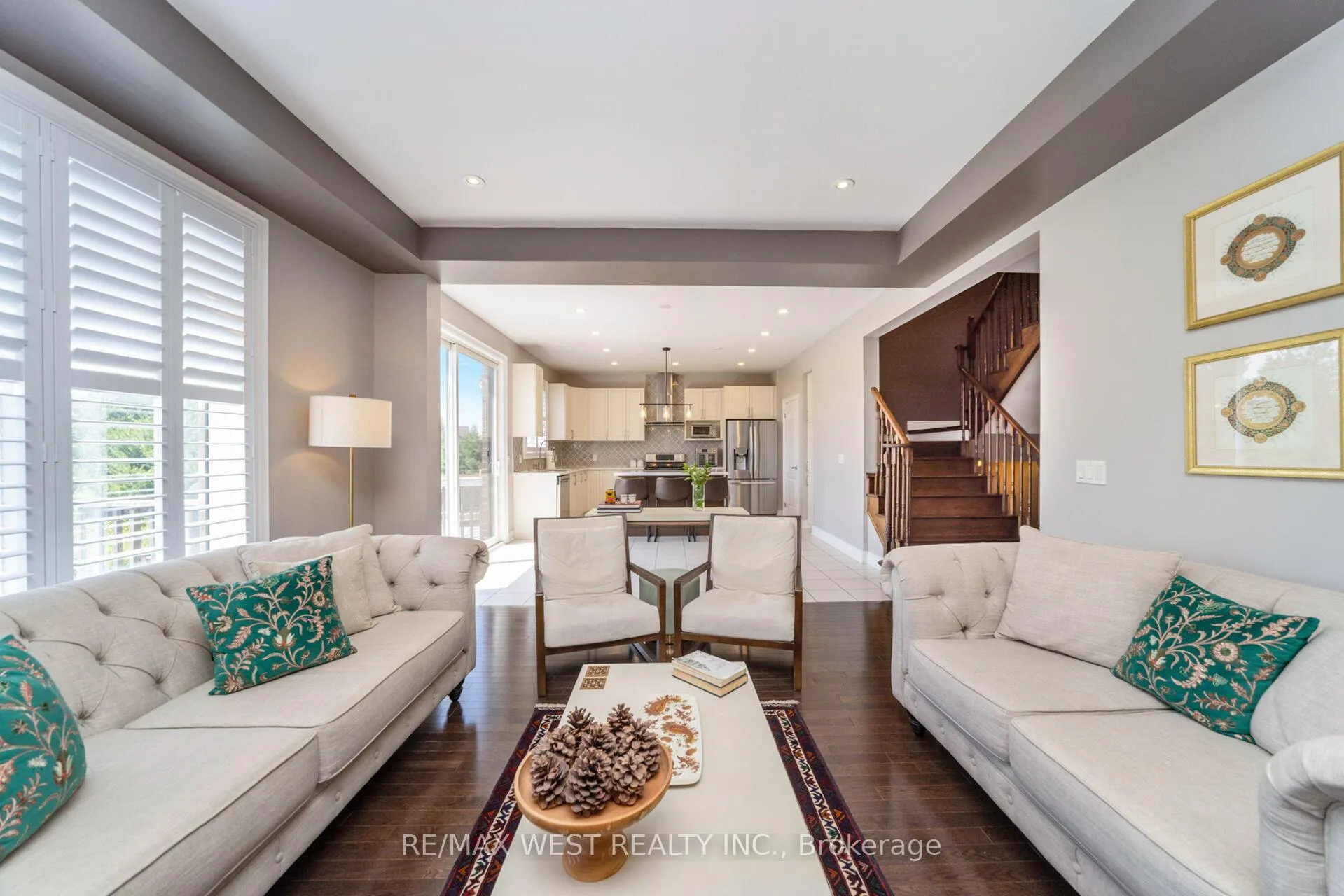 Photo 13 of 207 Symington Avenue, Oshawa, Windfields — HOMEH