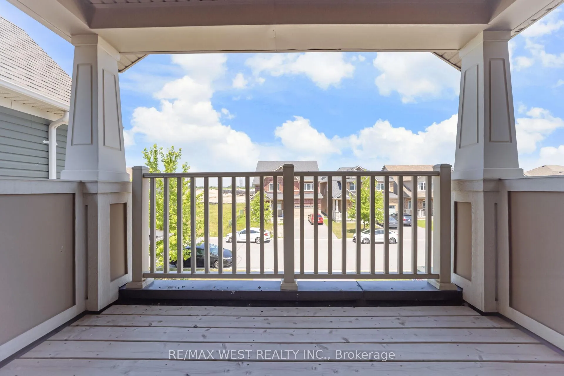 Photo 32 of 207 Symington Avenue, Oshawa, Windfields — HOMEH