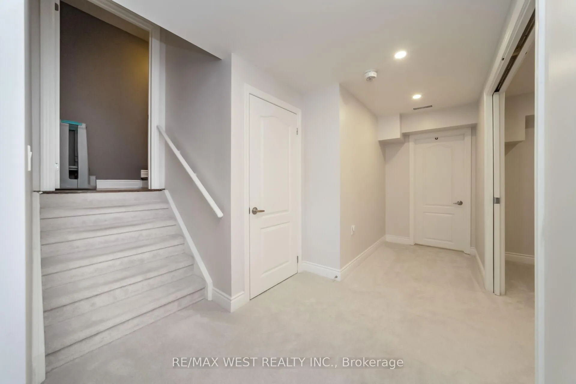 Photo 34 of 207 Symington Avenue, Oshawa, Windfields — HOMEH