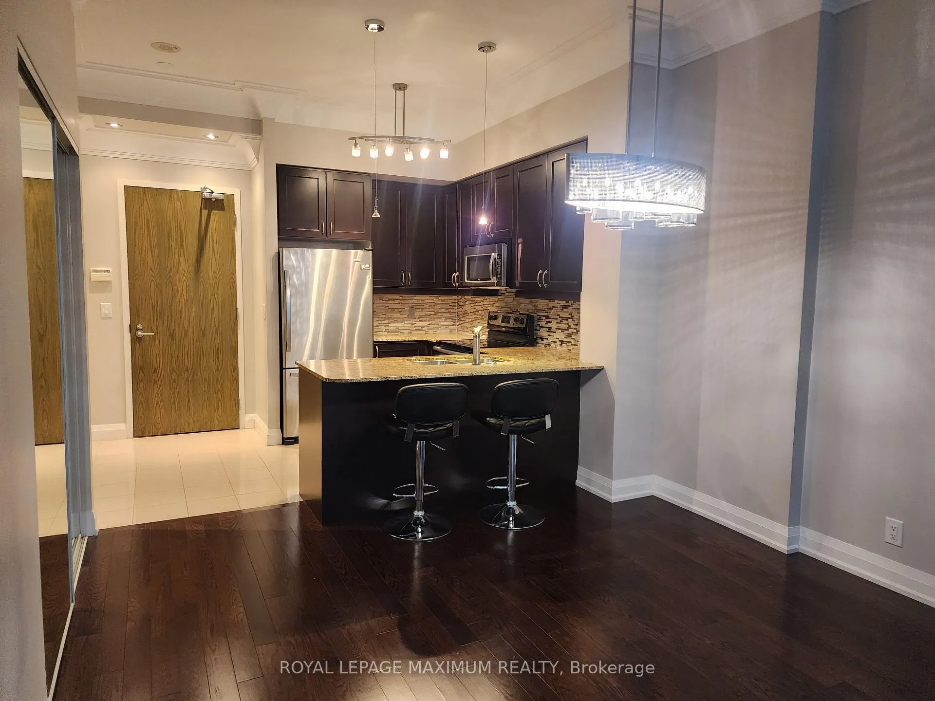Photo 5 of Unit 507, 83 Woodbridge Avenue, Vaughan, West Woodbridge — HOMEH