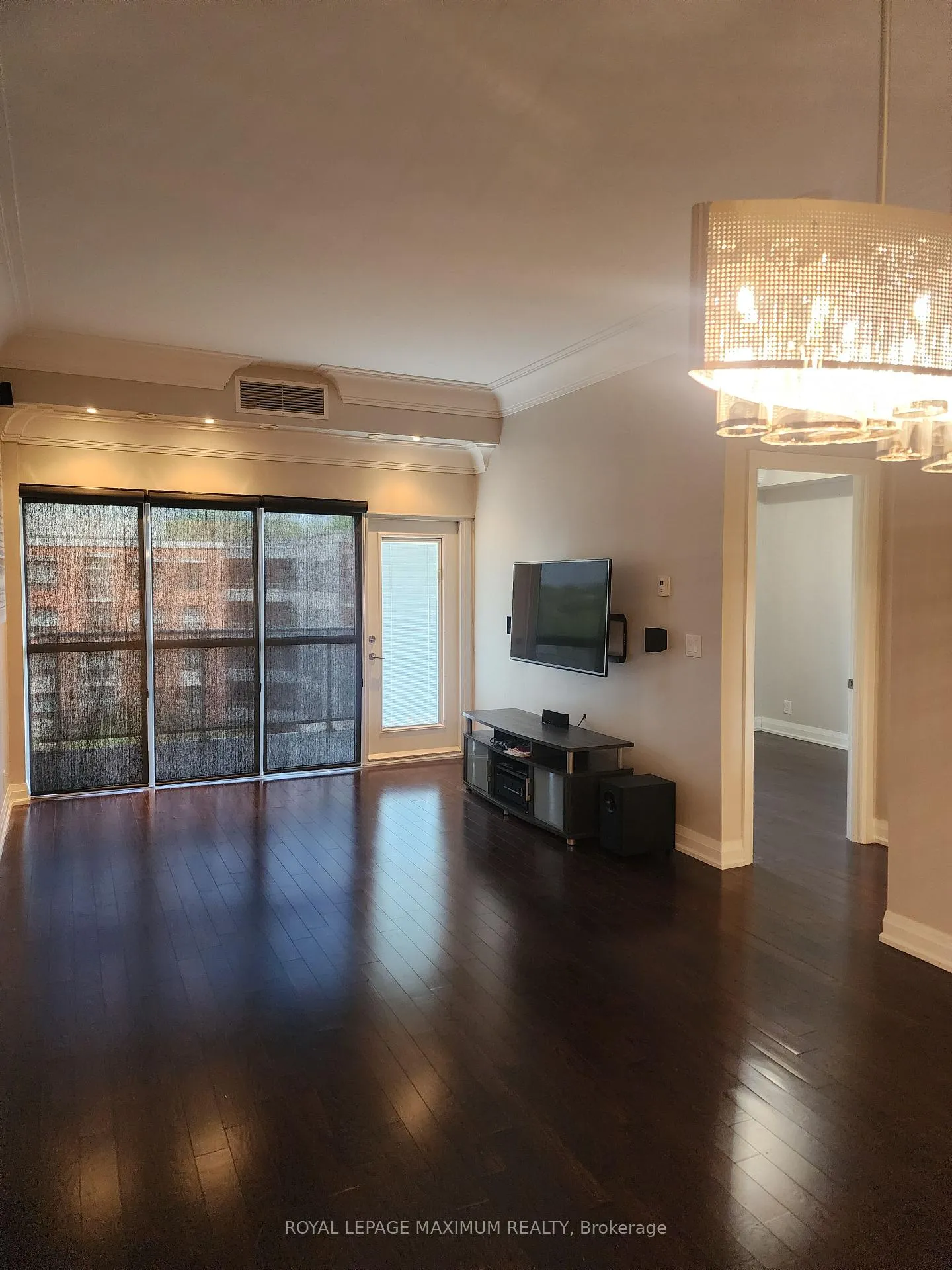 Photo 6 of Unit 507, 83 Woodbridge Avenue, Vaughan, West Woodbridge — HOMEH