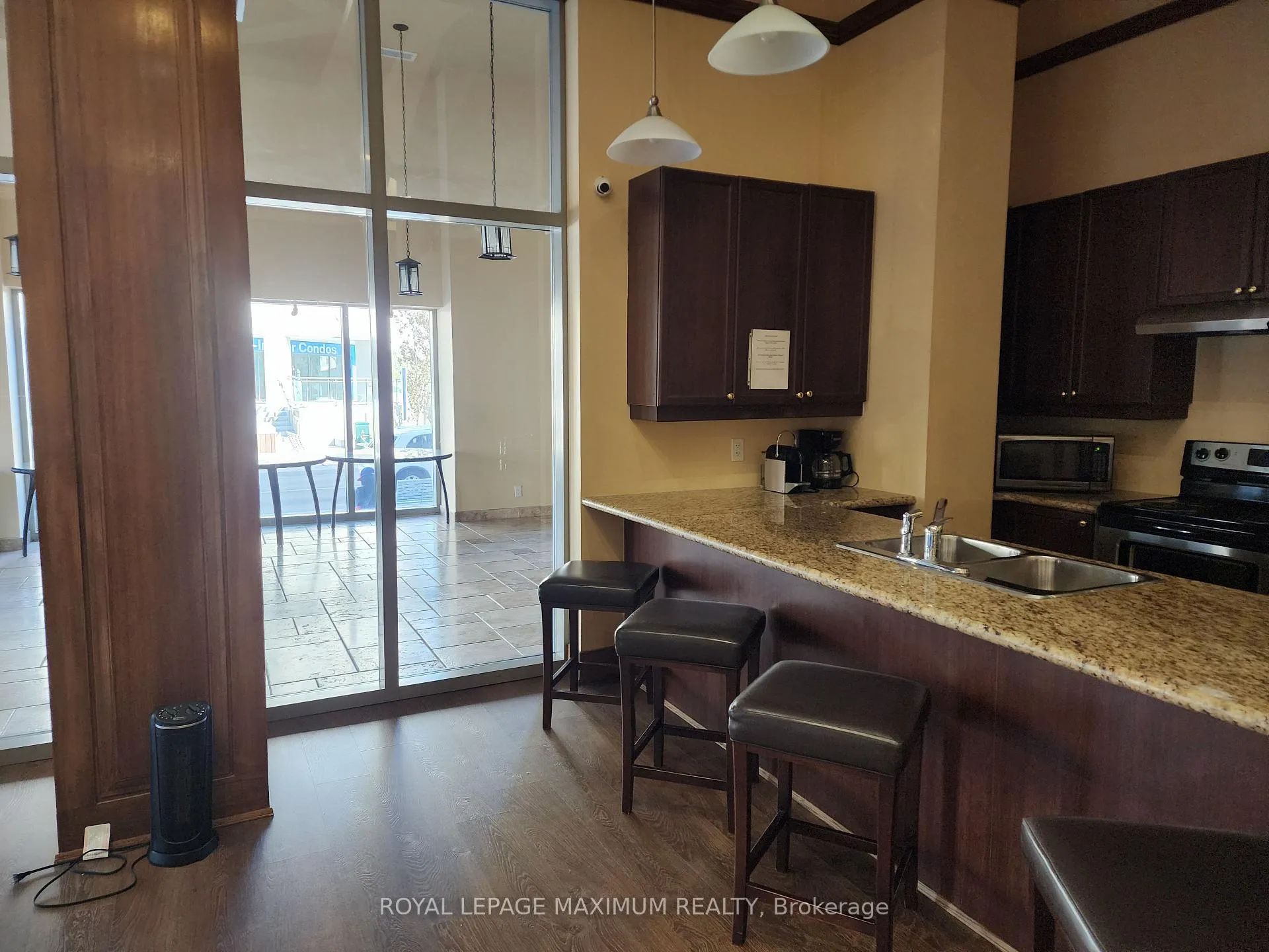 Photo 10 of Unit 507, 83 Woodbridge Avenue, Vaughan, West Woodbridge — HOMEH