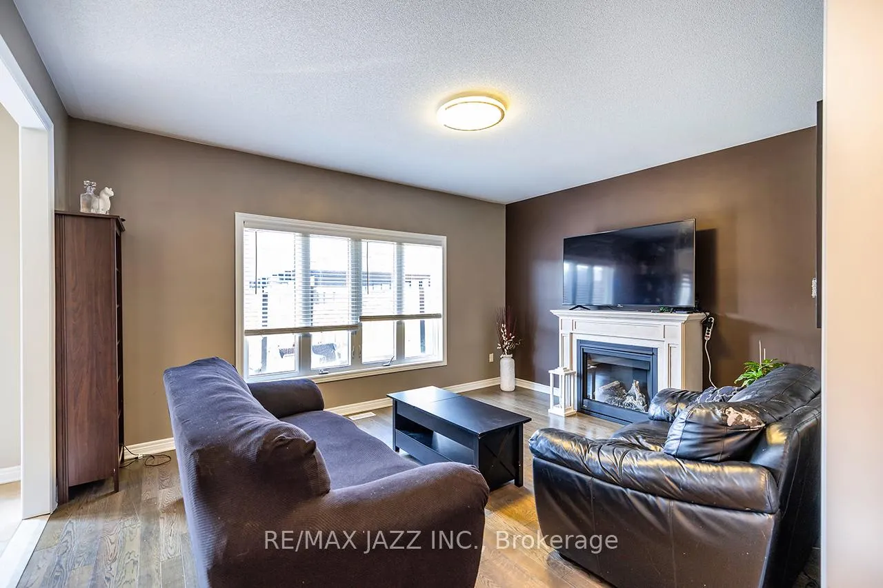 Photo 10 of 38 Pollock Avenue, Brock, Beaverton — HOMEH