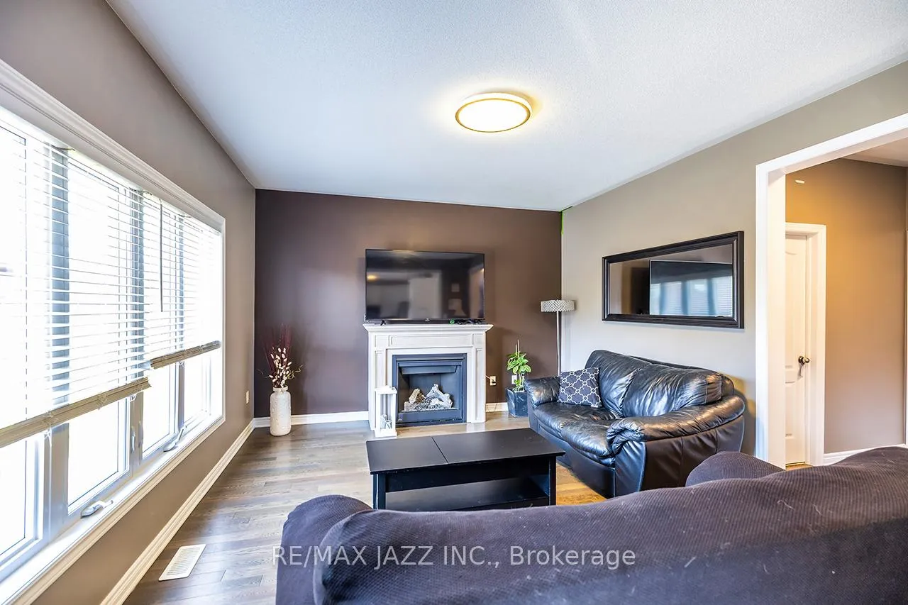 Photo 11 of 38 Pollock Avenue, Brock, Beaverton — HOMEH