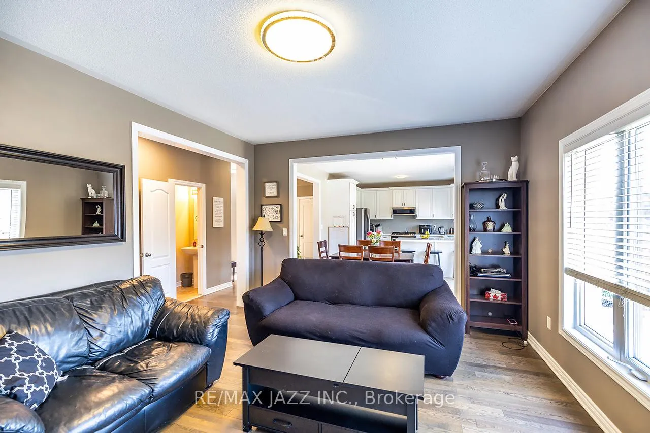 Photo 13 of 38 Pollock Avenue, Brock, Beaverton — HOMEH