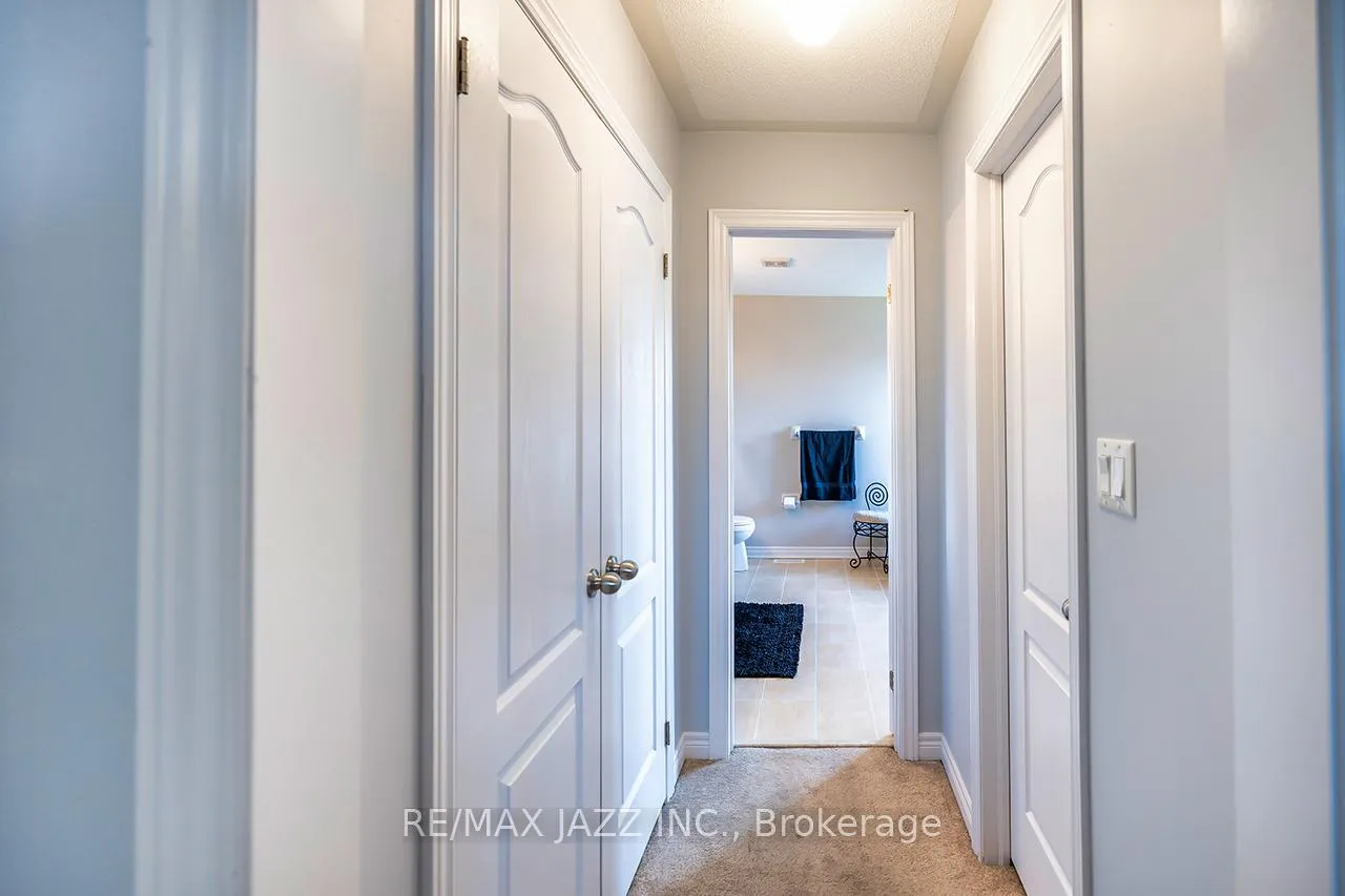Photo 23 of 38 Pollock Avenue, Brock, Beaverton — HOMEH