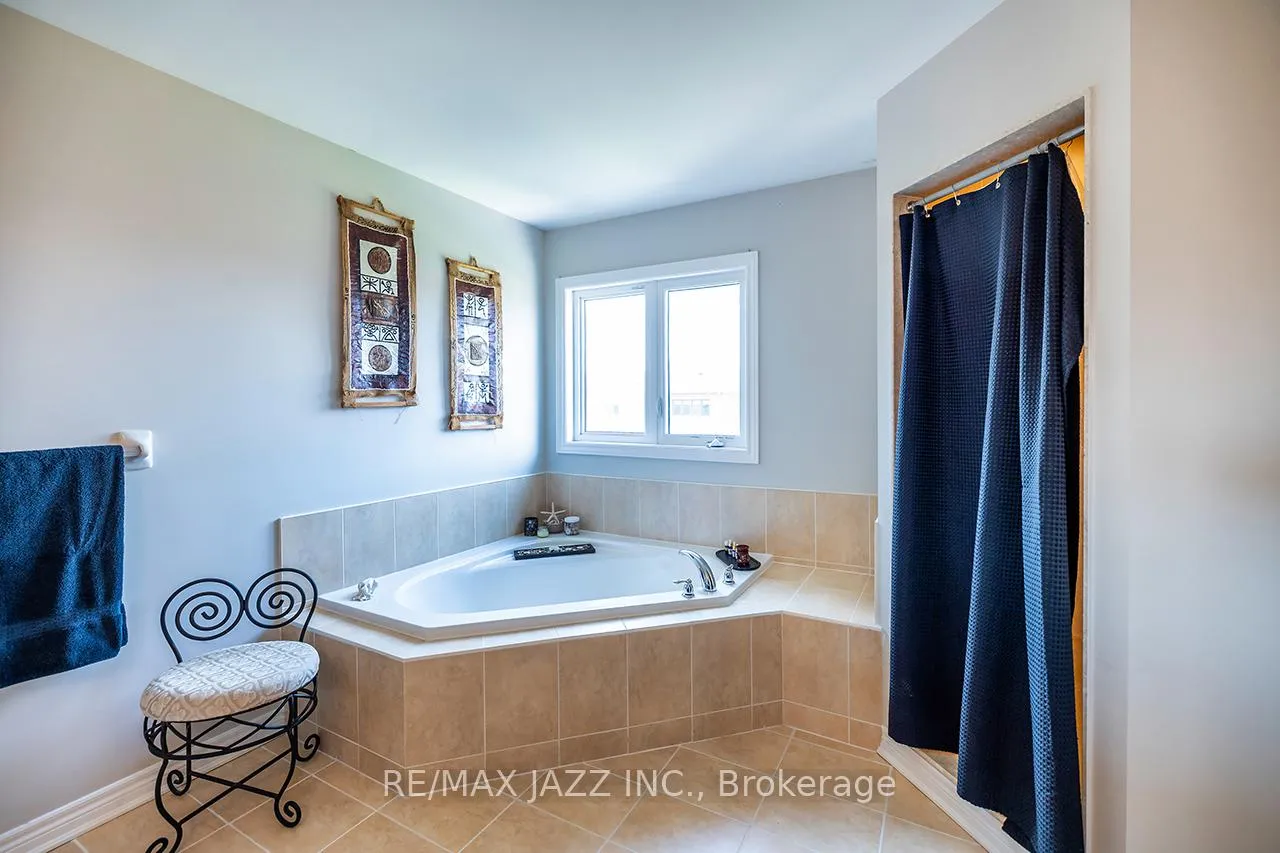 Photo 26 of 38 Pollock Avenue, Brock, Beaverton — HOMEH