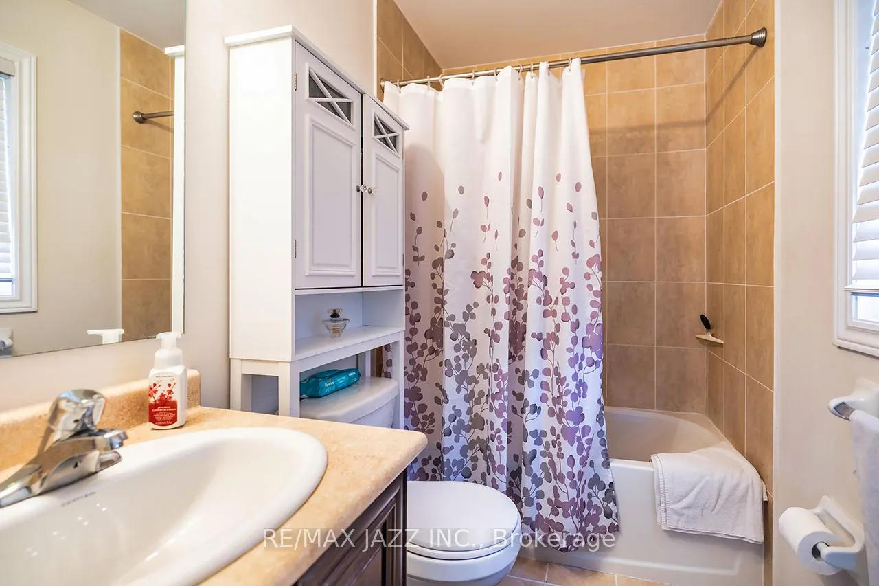 Photo 29 of 38 Pollock Avenue, Brock, Beaverton — HOMEH