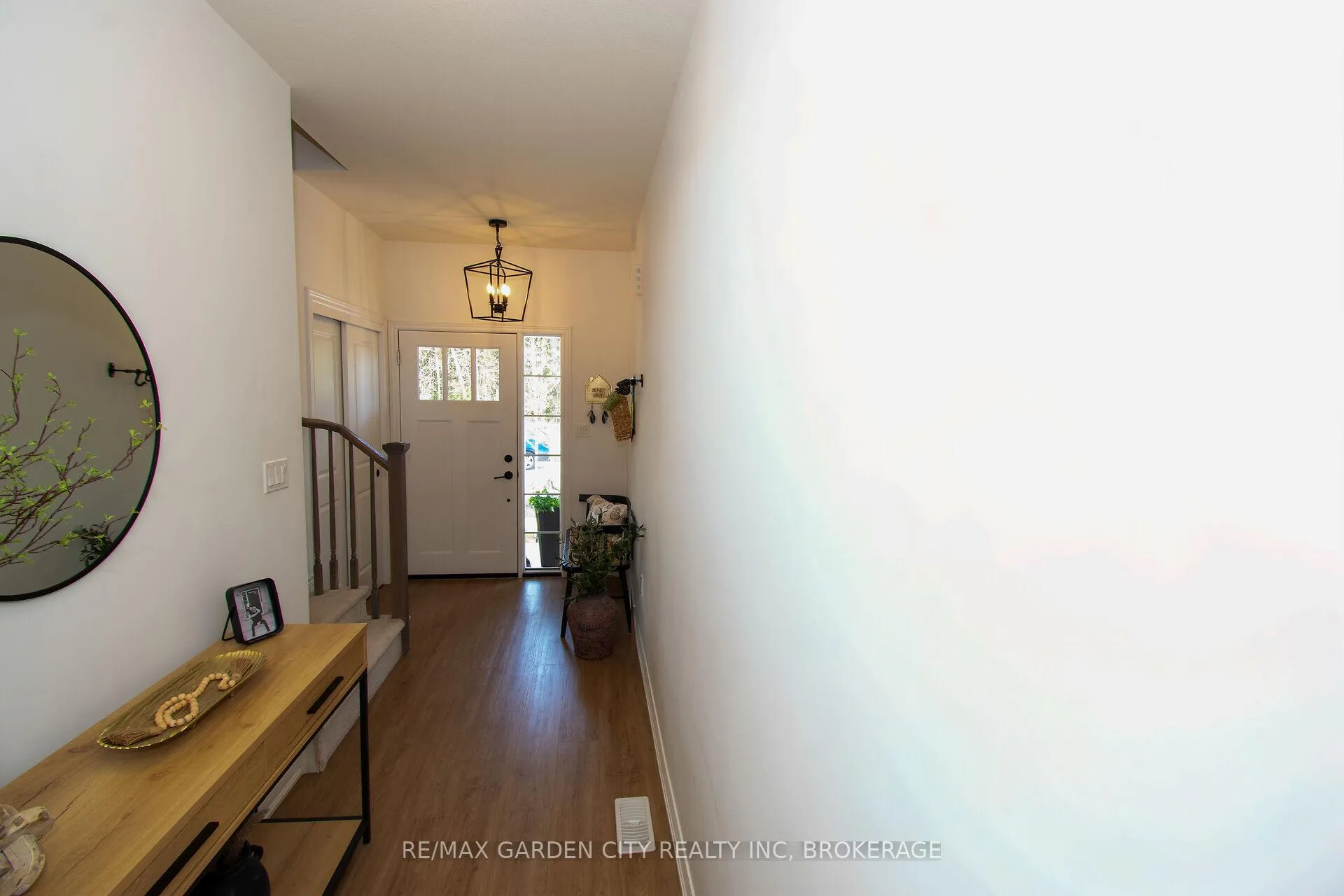 Photo 6 of 15 Lymburner Street, Pelham, Fonthill — HOMEH