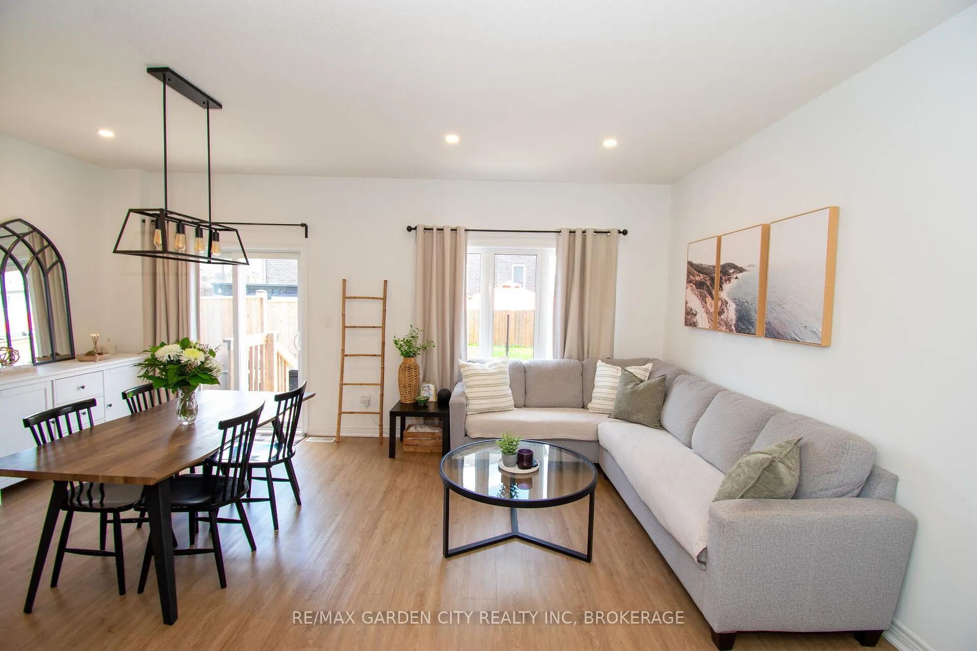 Photo 7 of 15 Lymburner Street, Pelham, Fonthill — HOMEH