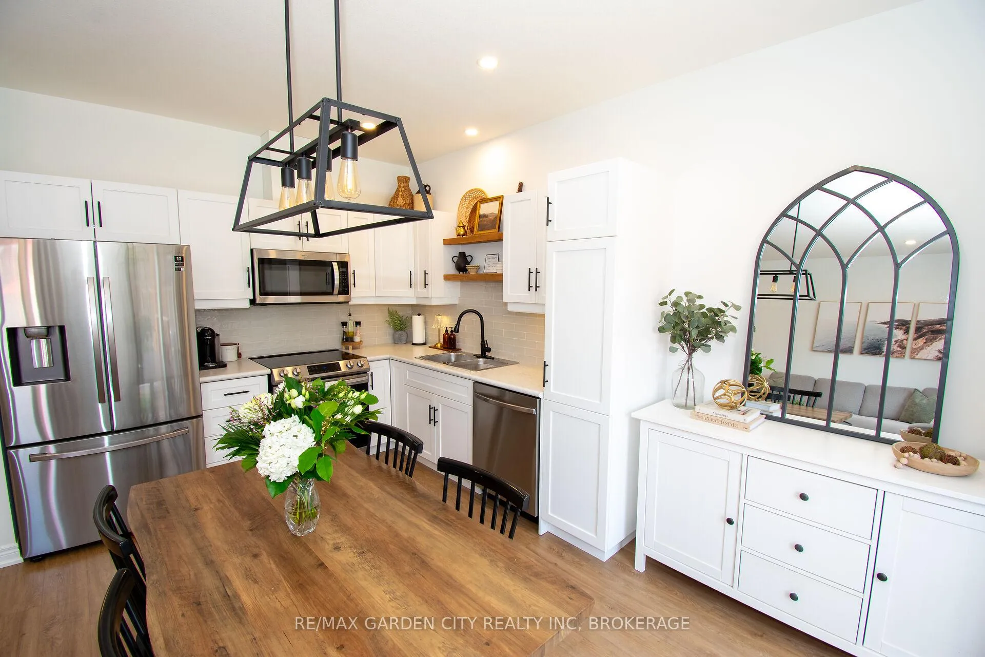 Photo 15 of 15 Lymburner Street, Pelham, Fonthill — HOMEH