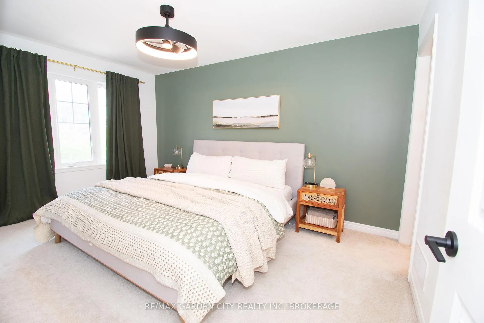 Photo 19 of 15 Lymburner Street, Pelham, Fonthill — HOMEH