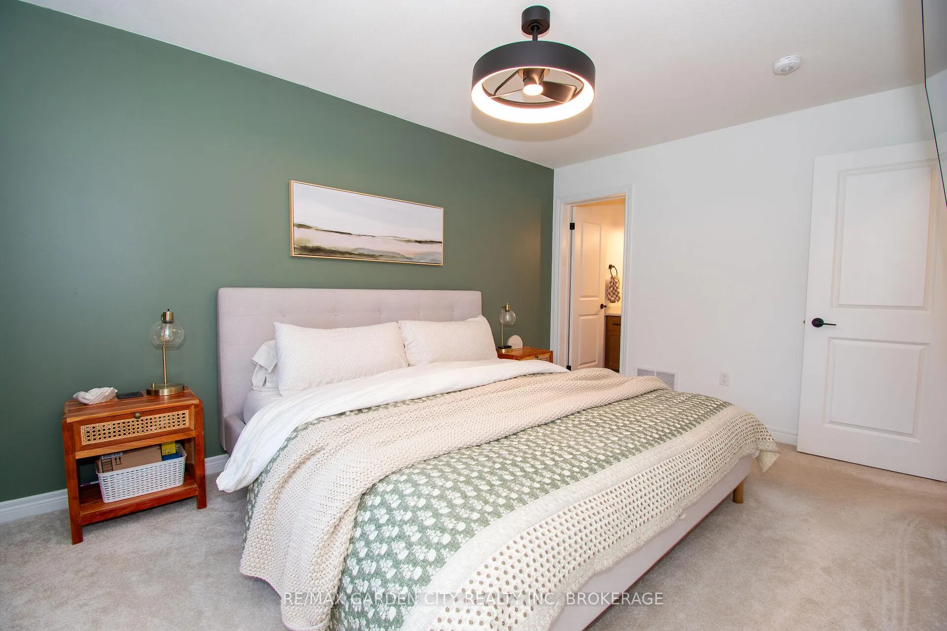Photo 20 of 15 Lymburner Street, Pelham, Fonthill — HOMEH