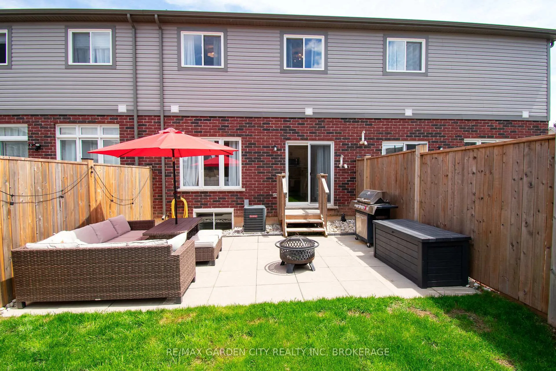 Photo 37 of 15 Lymburner Street, Pelham, Fonthill — HOMEH