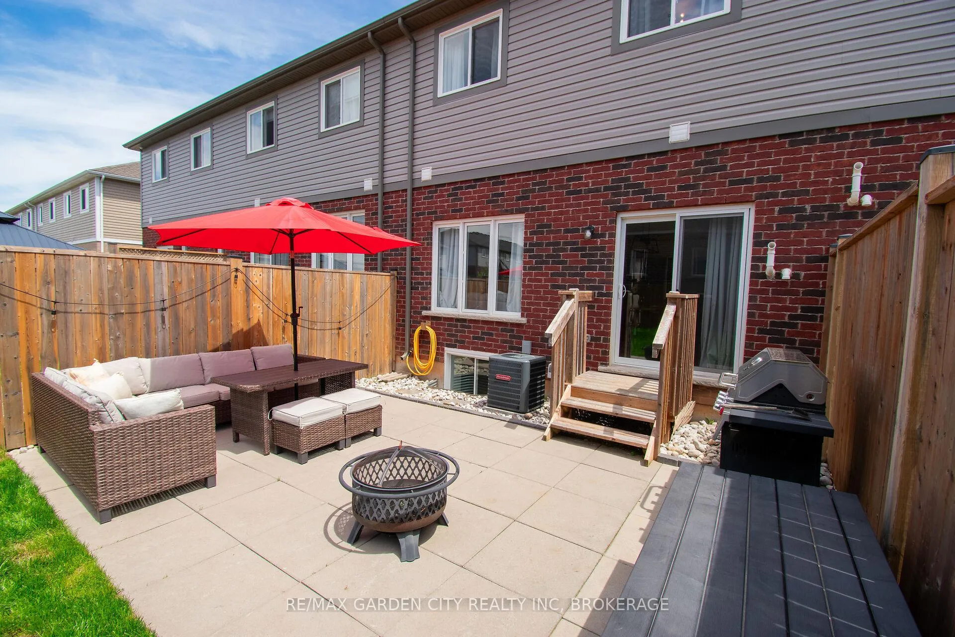 Photo 38 of 15 Lymburner Street, Pelham, Fonthill — HOMEH
