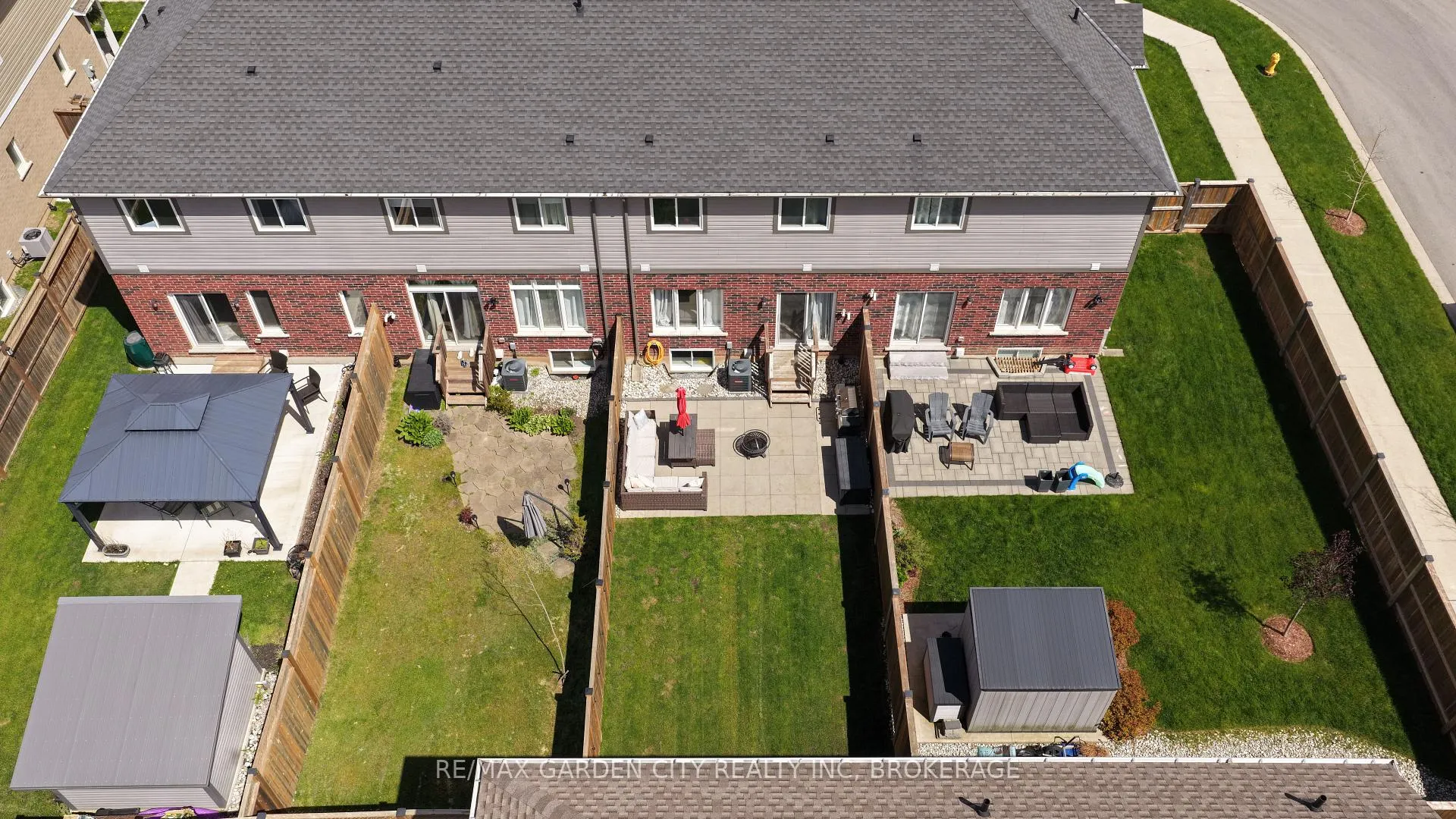 Photo 43 of 15 Lymburner Street, Pelham, Fonthill — HOMEH