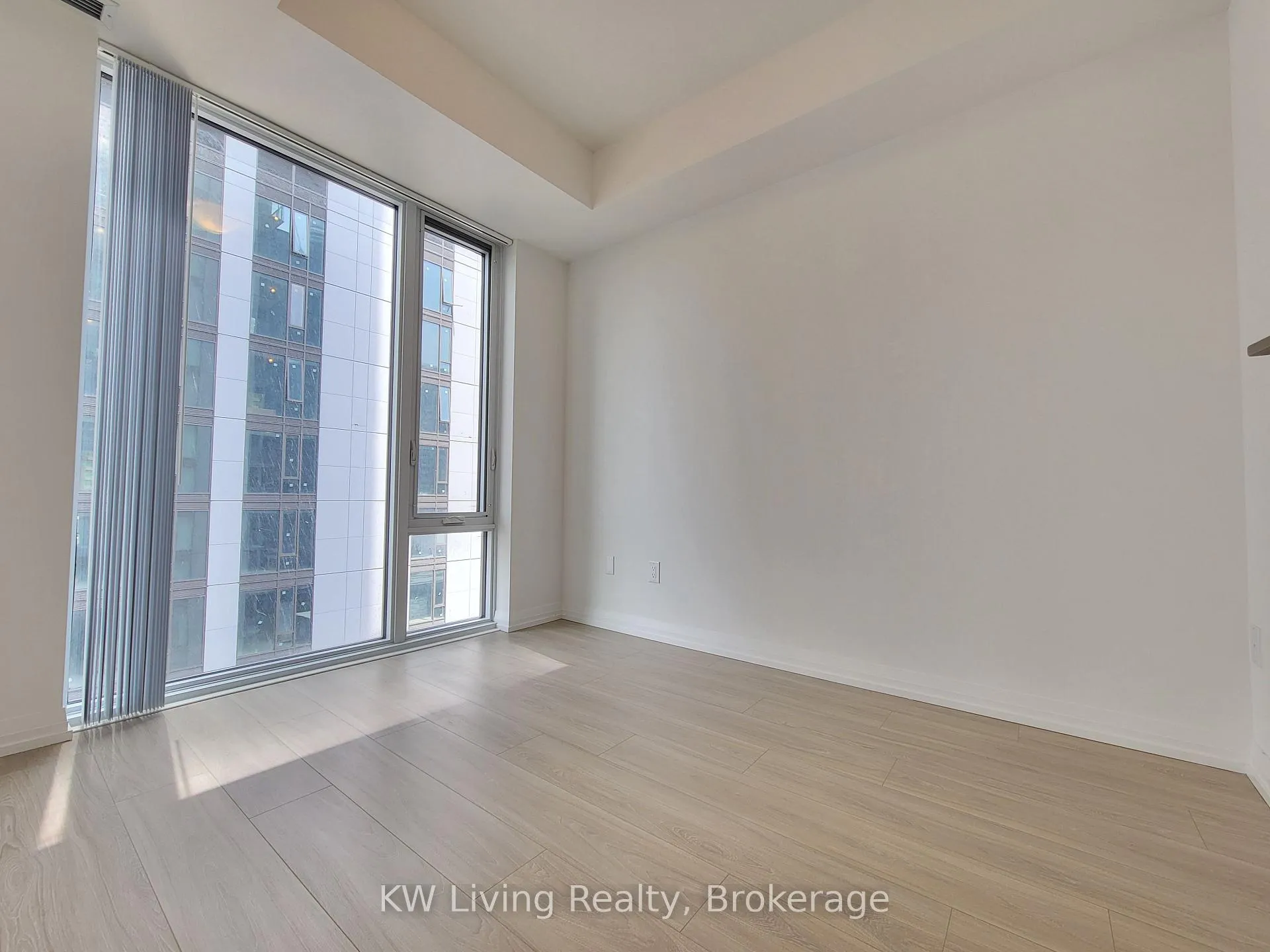 Photo 7 of Unit 2203, 8 Widmer Street, Toronto, Waterfront Communities — HOMEH