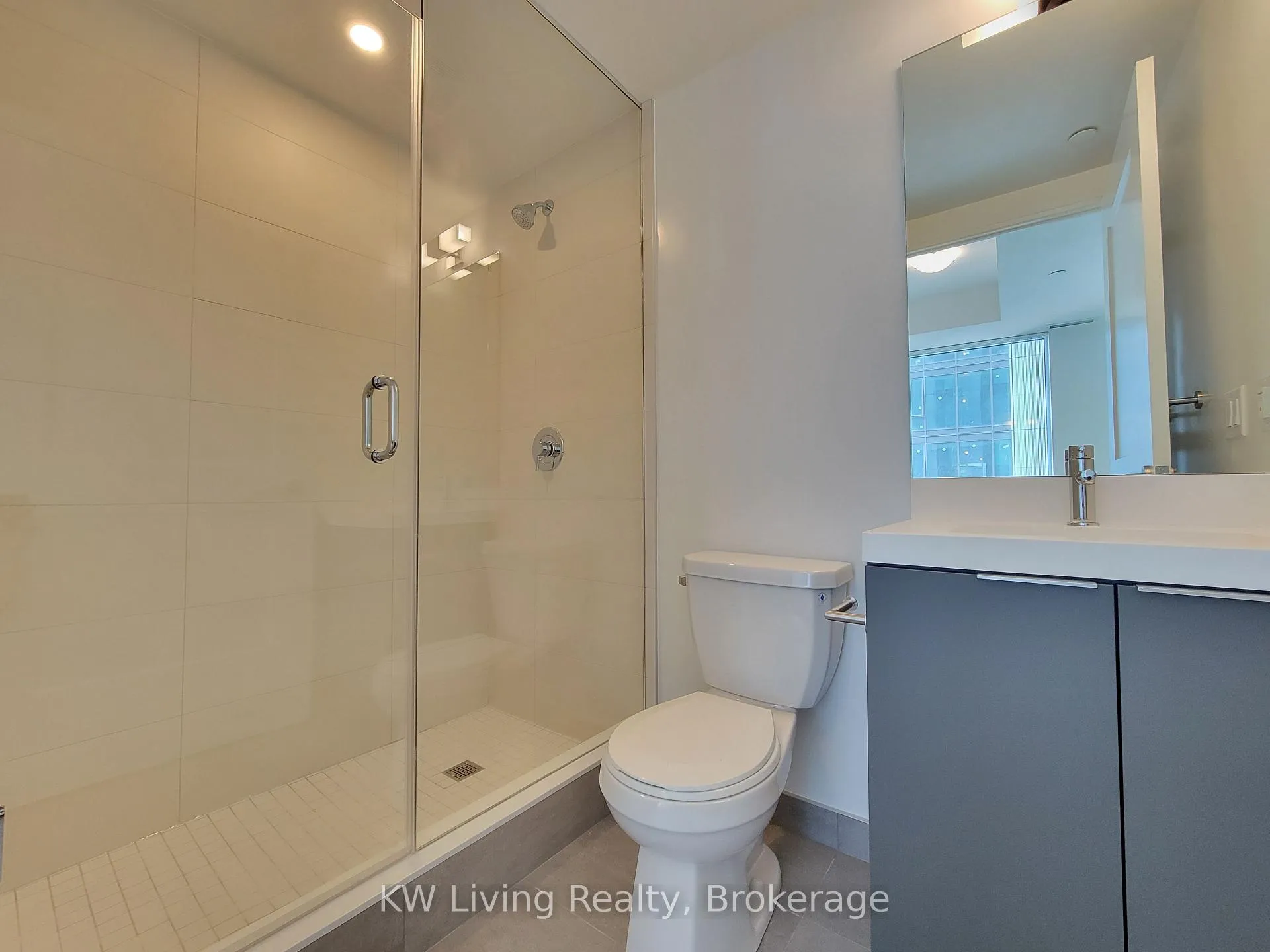 Photo 11 of Unit 2203, 8 Widmer Street, Toronto, Waterfront Communities — HOMEH