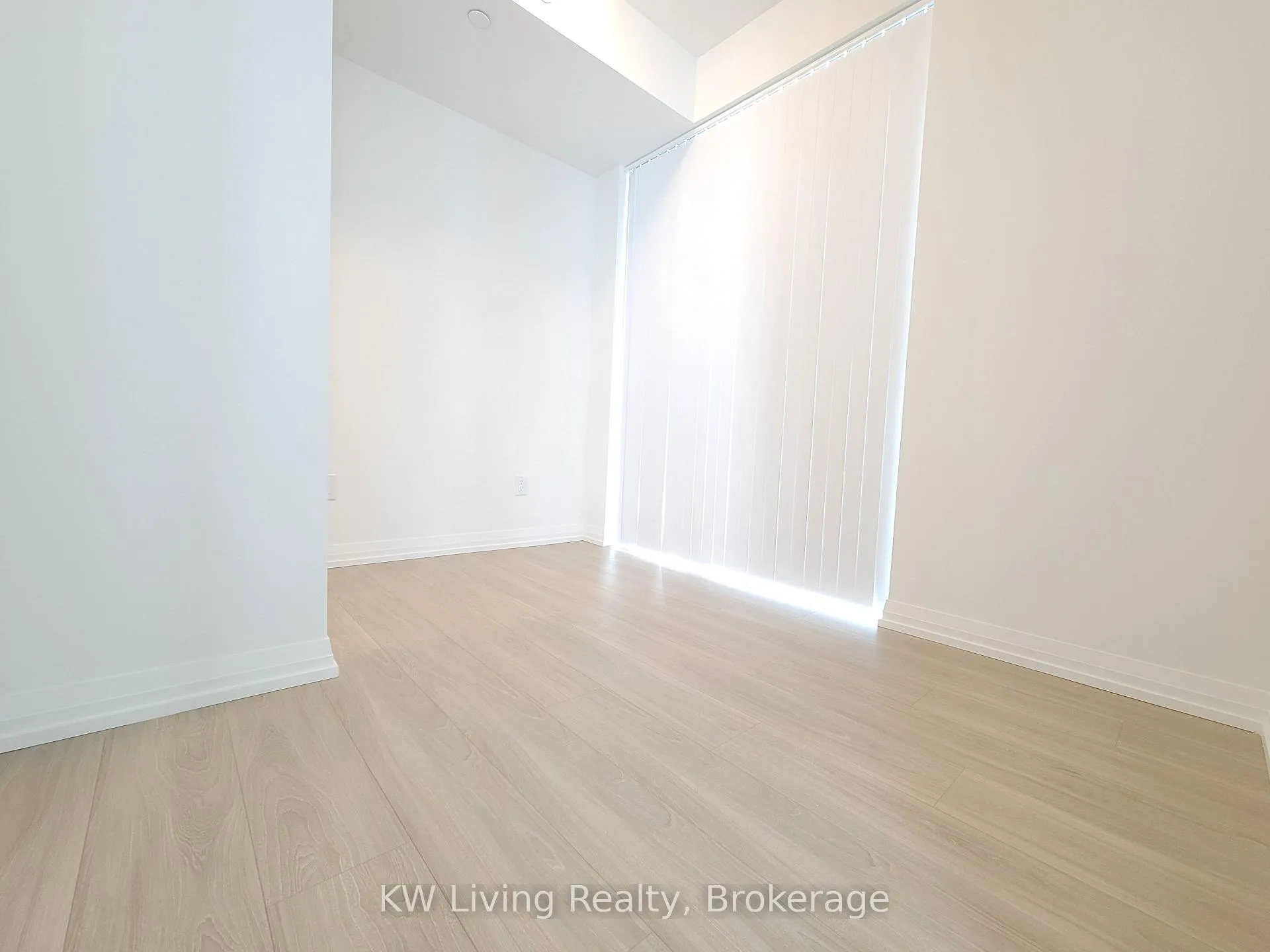 Photo 12 of Unit 2203, 8 Widmer Street, Toronto, Waterfront Communities — HOMEH