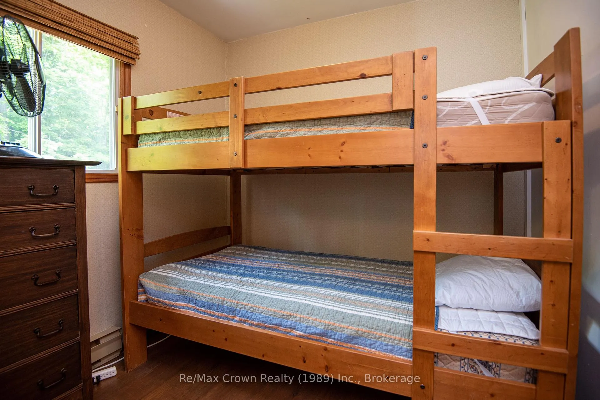 Photo 35 of 294 Everett Drive, Parry Sound Remote Area, Restoule — HOMEH