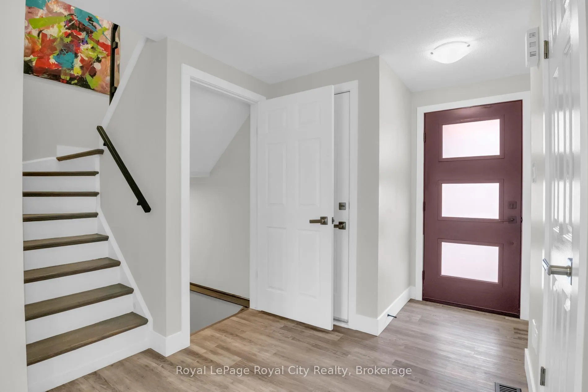 Photo 6 of 155 Stephanie Drive, Guelph, Willow West/Sugarbush/West Acres — HOMEH