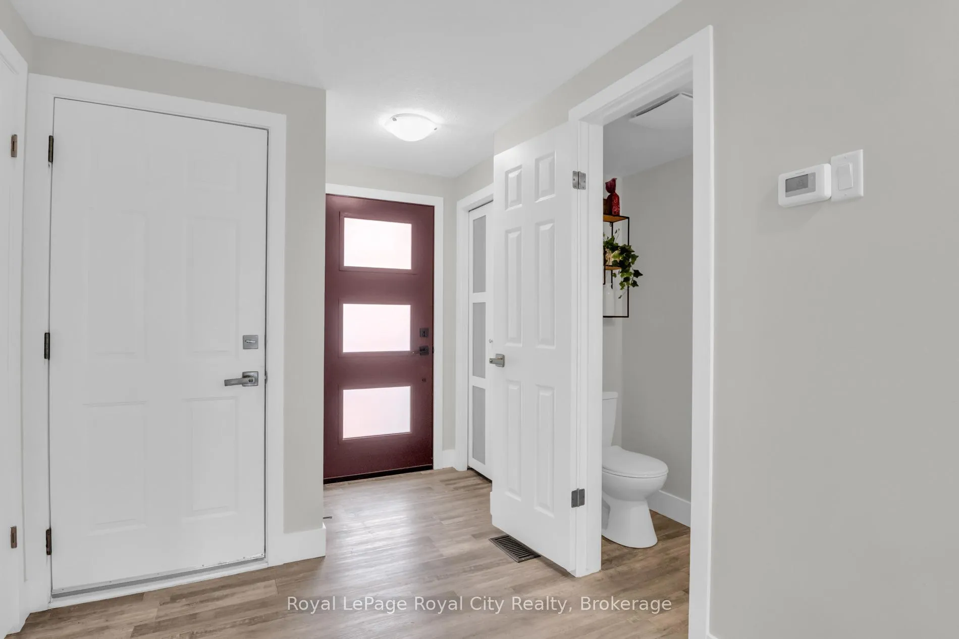 Photo 7 of 155 Stephanie Drive, Guelph, Willow West/Sugarbush/West Acres — HOMEH