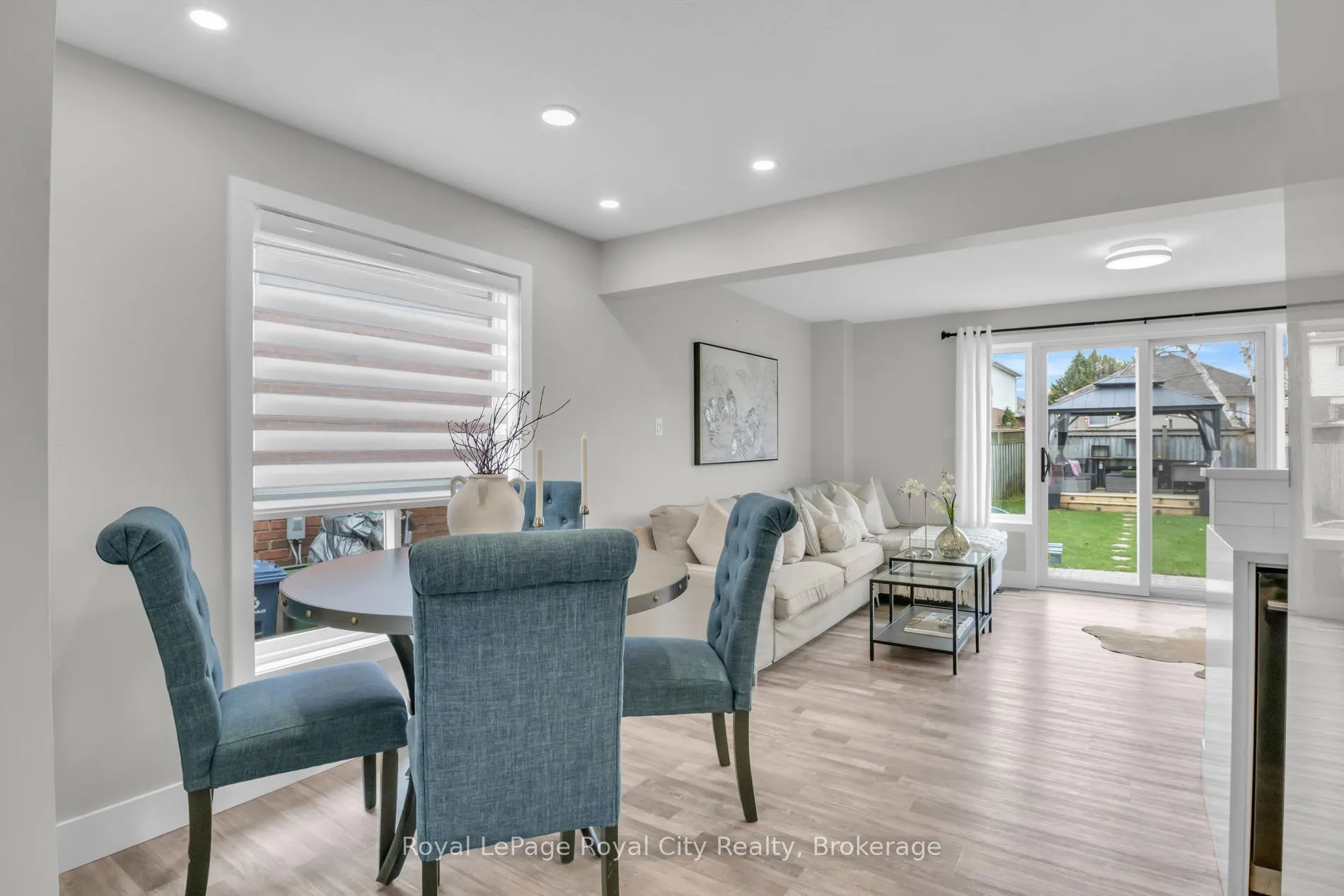 Photo 10 of 155 Stephanie Drive, Guelph, Willow West/Sugarbush/West Acres — HOMEH