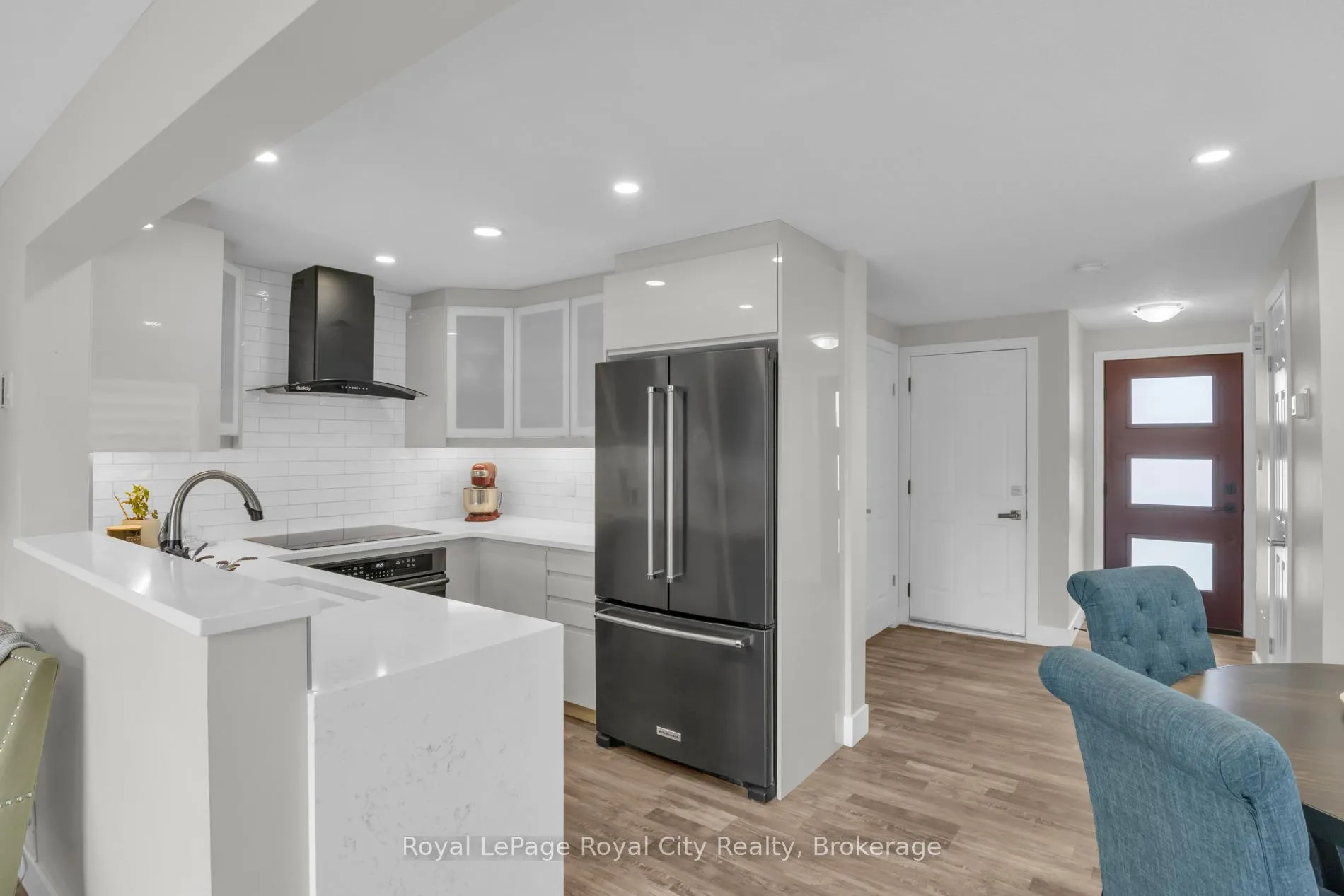 Photo 12 of 155 Stephanie Drive, Guelph, Willow West/Sugarbush/West Acres — HOMEH