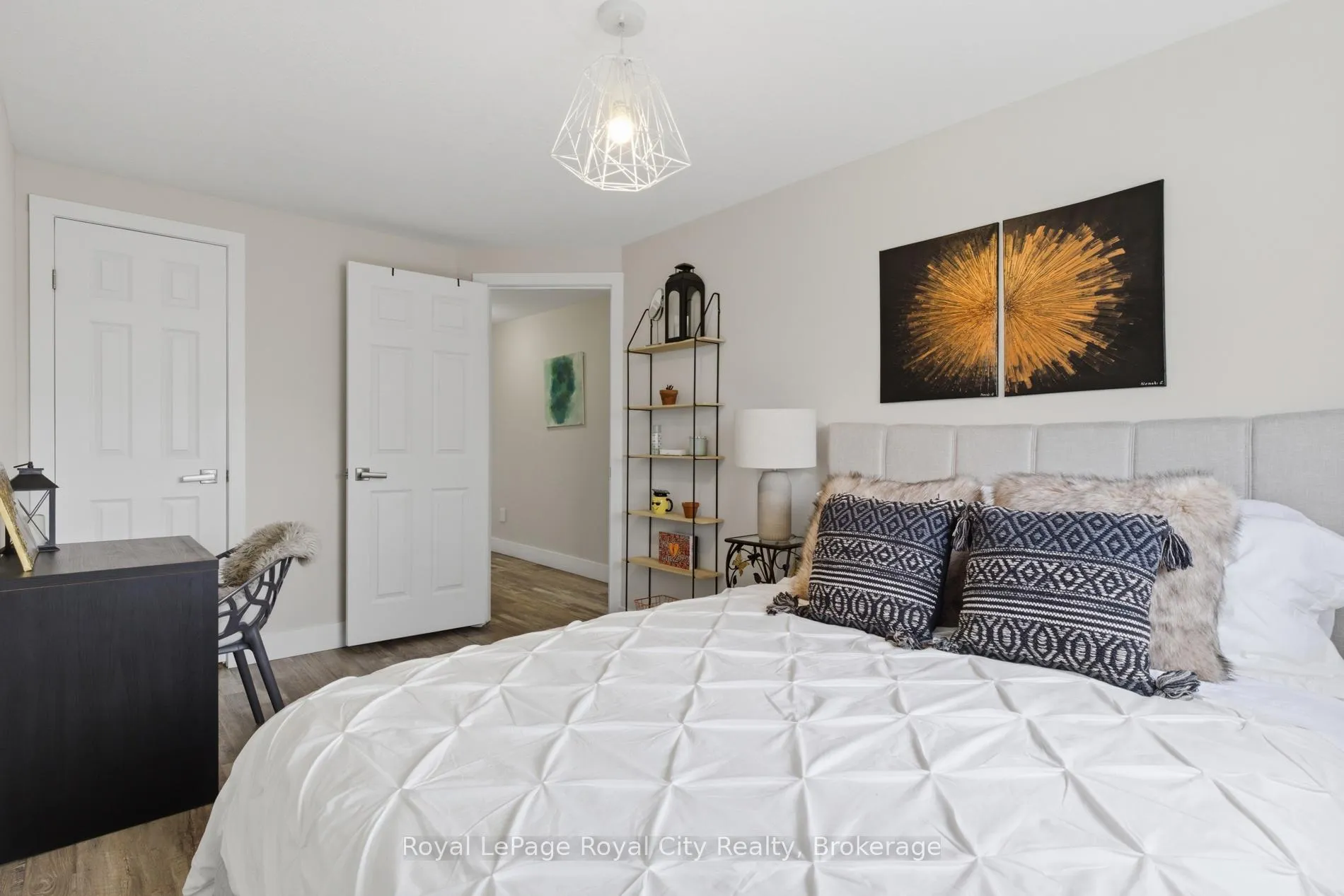 Photo 21 of 155 Stephanie Drive, Guelph, Willow West/Sugarbush/West Acres — HOMEH