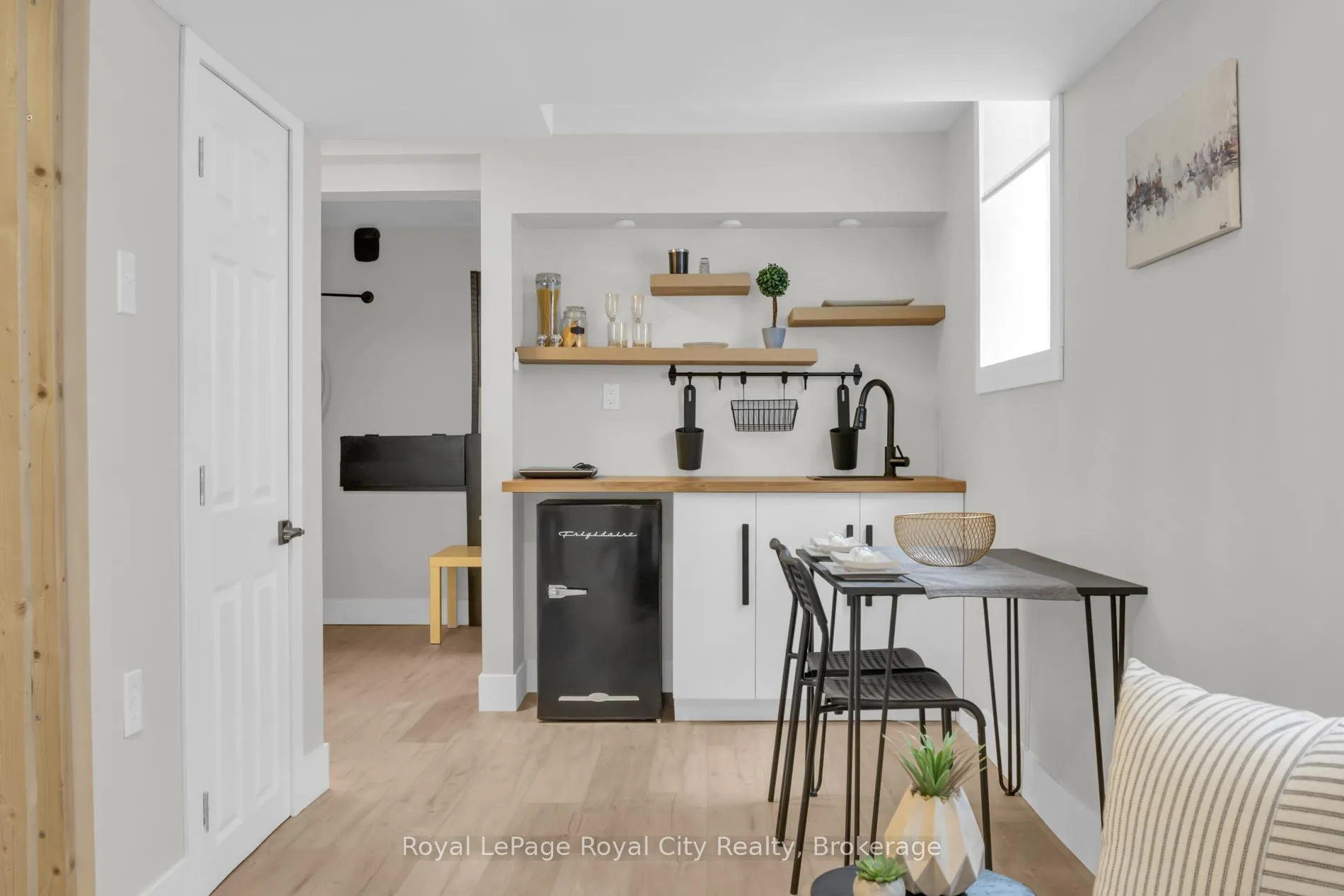Photo 29 of 155 Stephanie Drive, Guelph, Willow West/Sugarbush/West Acres — HOMEH