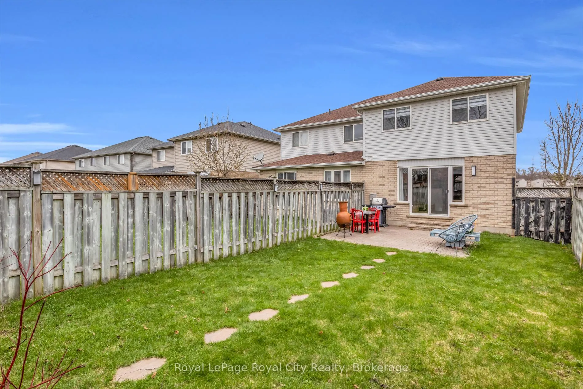 Photo 37 of 155 Stephanie Drive, Guelph, Willow West/Sugarbush/West Acres — HOMEH