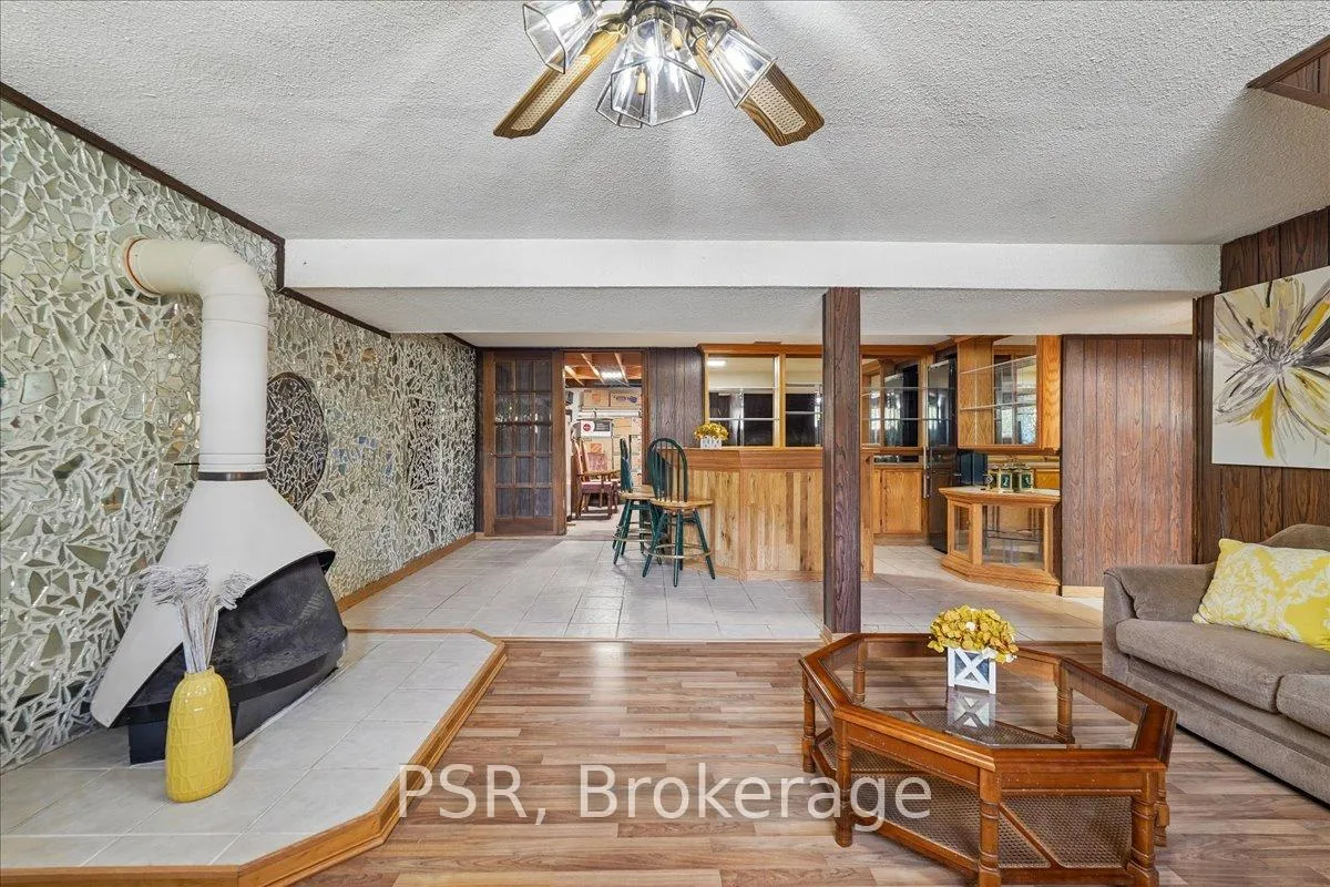 Photo 26 of 2204 Cartier Crescent, Burlington, Brant Hills — HOMEH