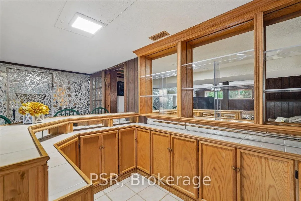 Photo 30 of 2204 Cartier Crescent, Burlington, Brant Hills — HOMEH