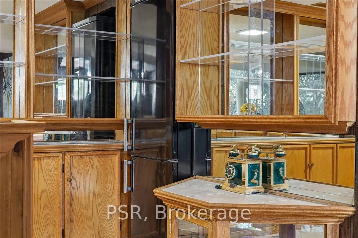 Photo 31 of 2204 Cartier Crescent, Burlington, Brant Hills — HOMEH