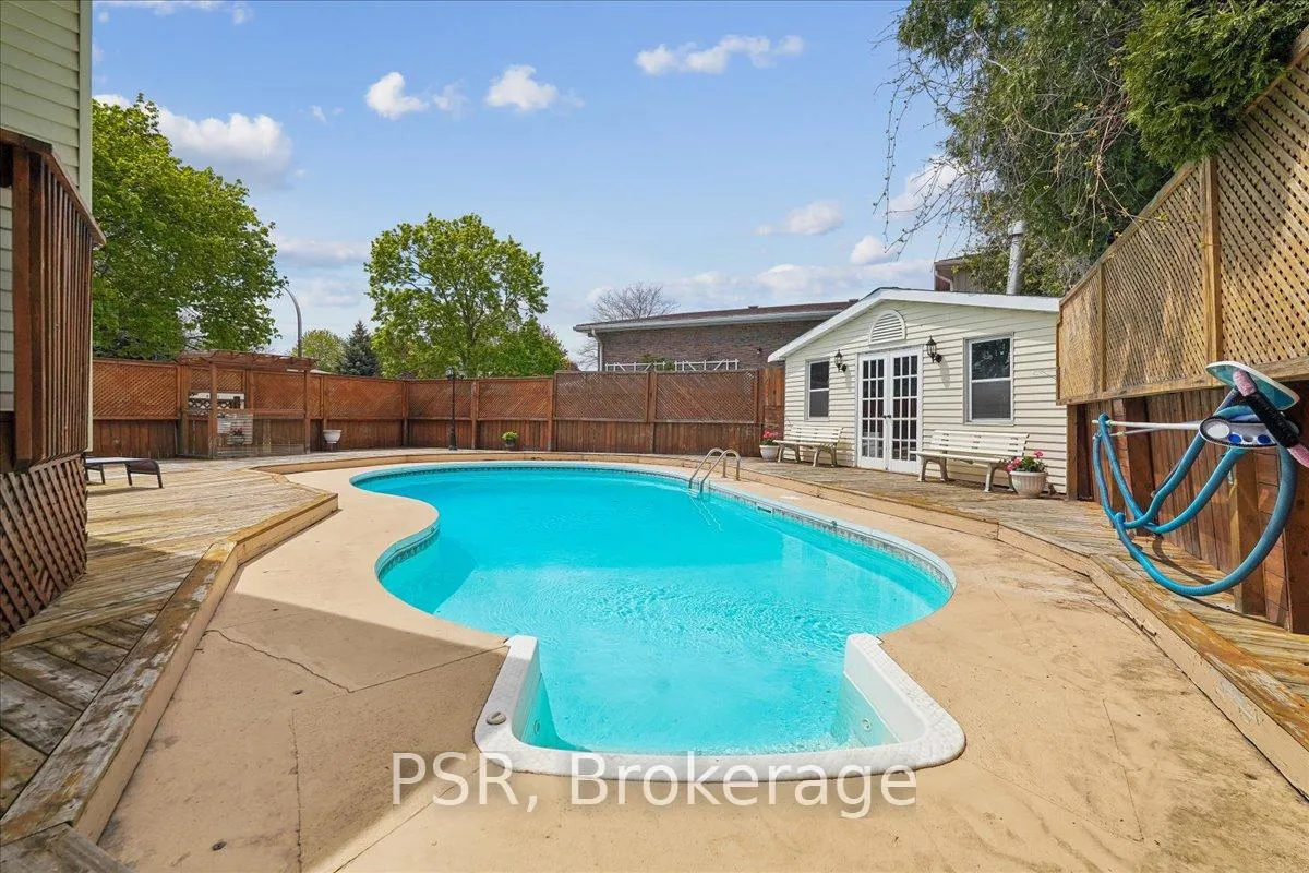 Photo 35 of 2204 Cartier Crescent, Burlington, Brant Hills — HOMEH