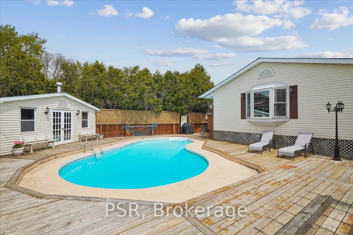 Photo 37 of 2204 Cartier Crescent, Burlington, Brant Hills — HOMEH
