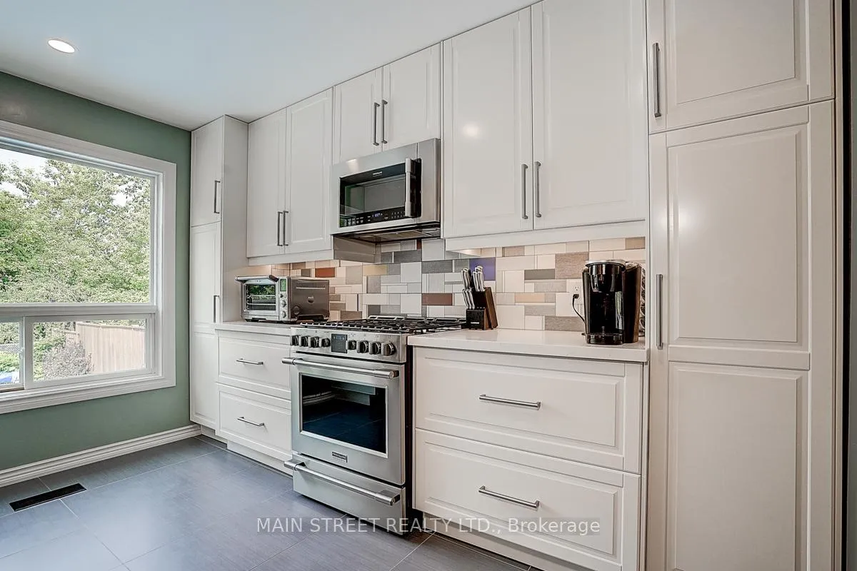 Photo 17 of 50 Spiers Crescent, Ajax, South East — HOMEH